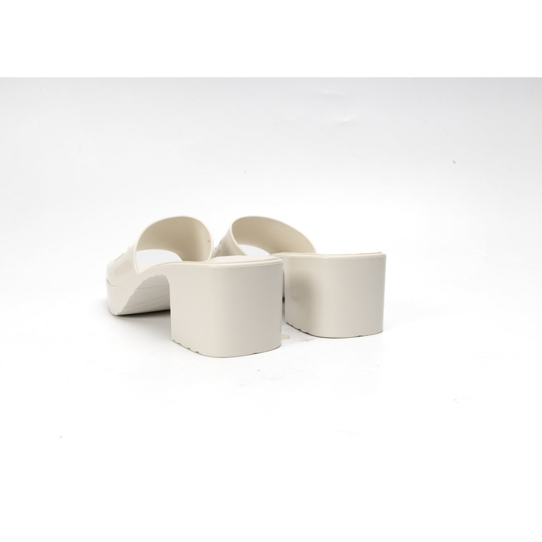 Gucci White Rubber Embossed Logo Block Heel Slide