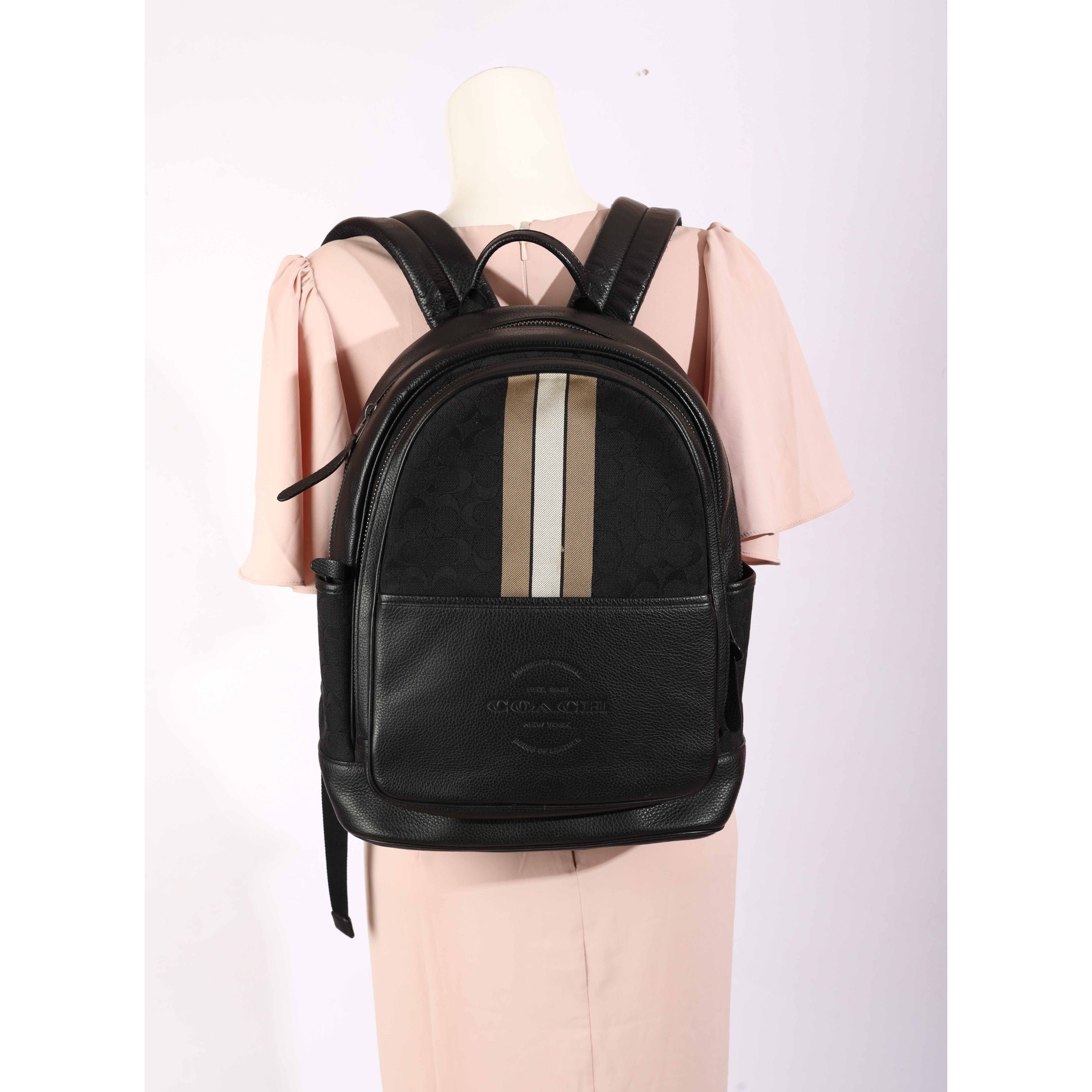 Coach Thompson Backpack In Signature Jacquard
