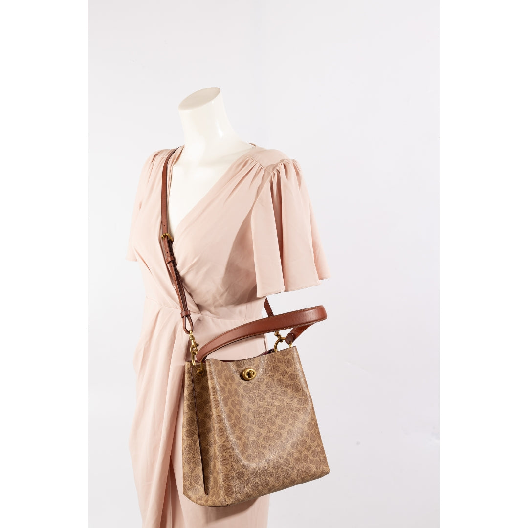 Coach Willow Bucket Bag In Signature Canvas