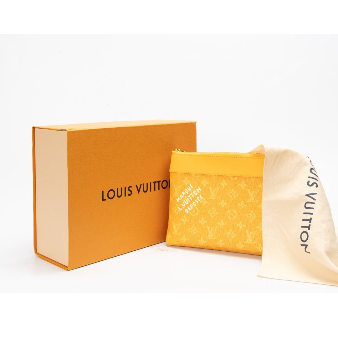Louis Vuitton Pochette Voyage Souple Pouch