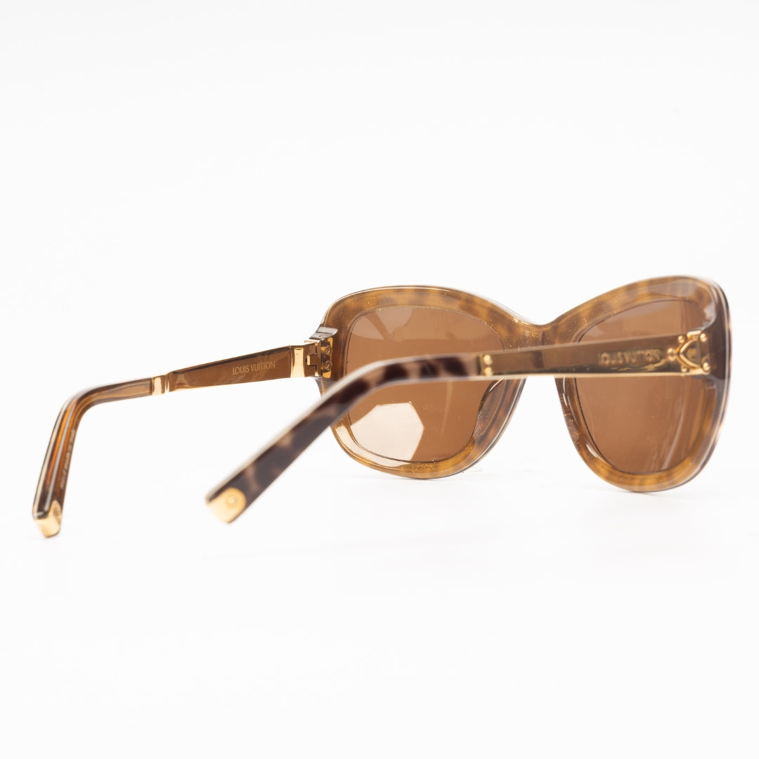 Louis Vuitton Petit Soupcon Carre Oversize Sunglasses