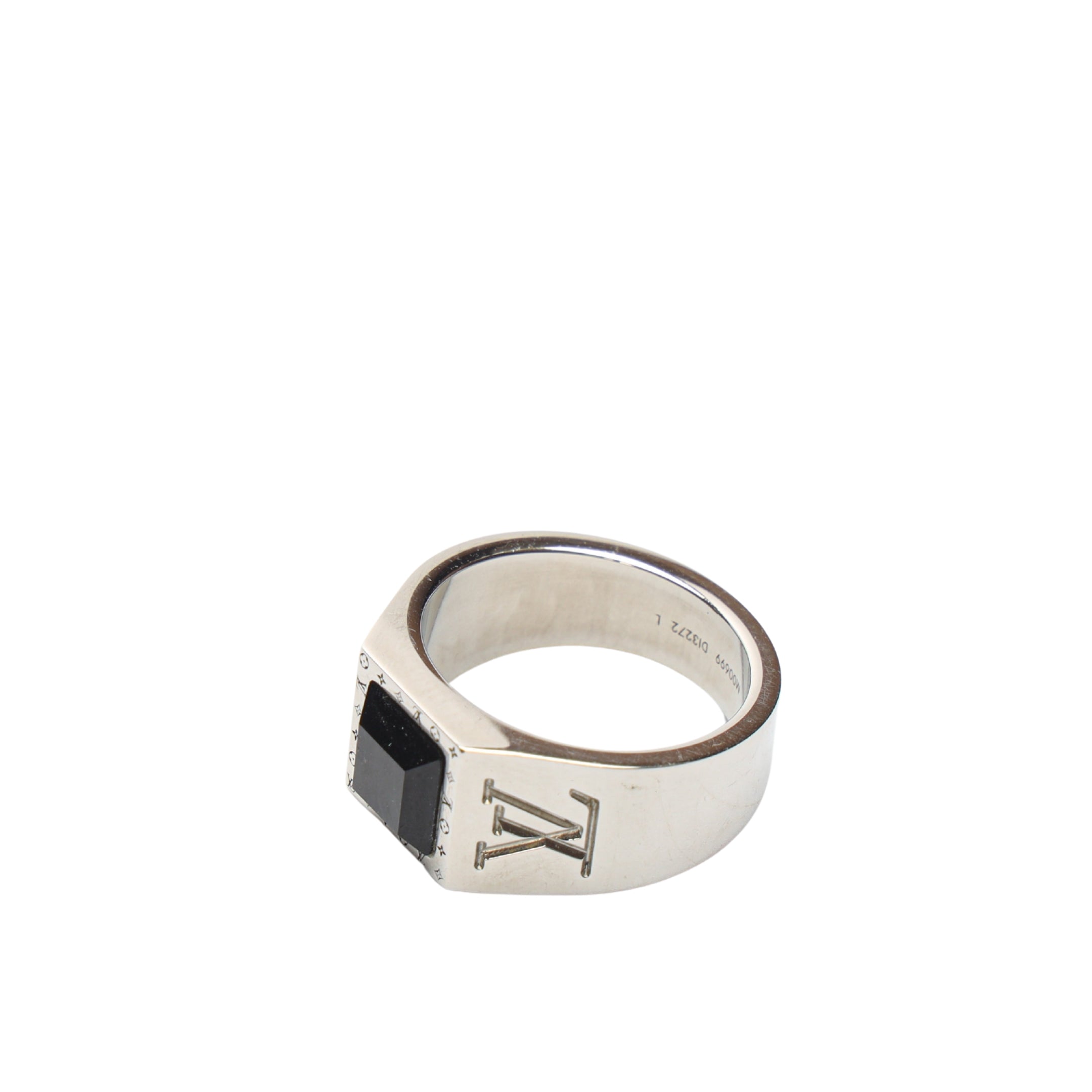 Louis Vuitton LV Onyx Signet Ring