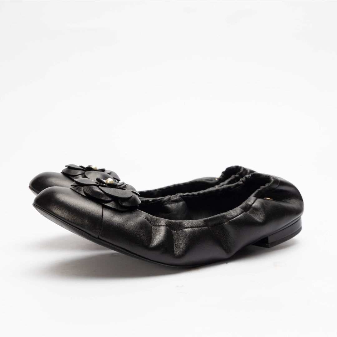 Chanel Black Leather Camellia Ballet Flats