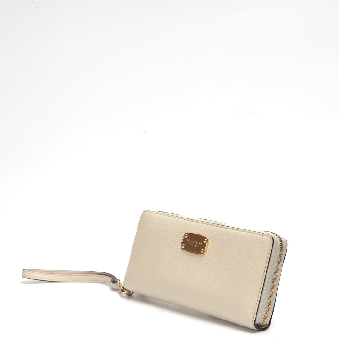 Michael Kors Off-White Continental Wallet