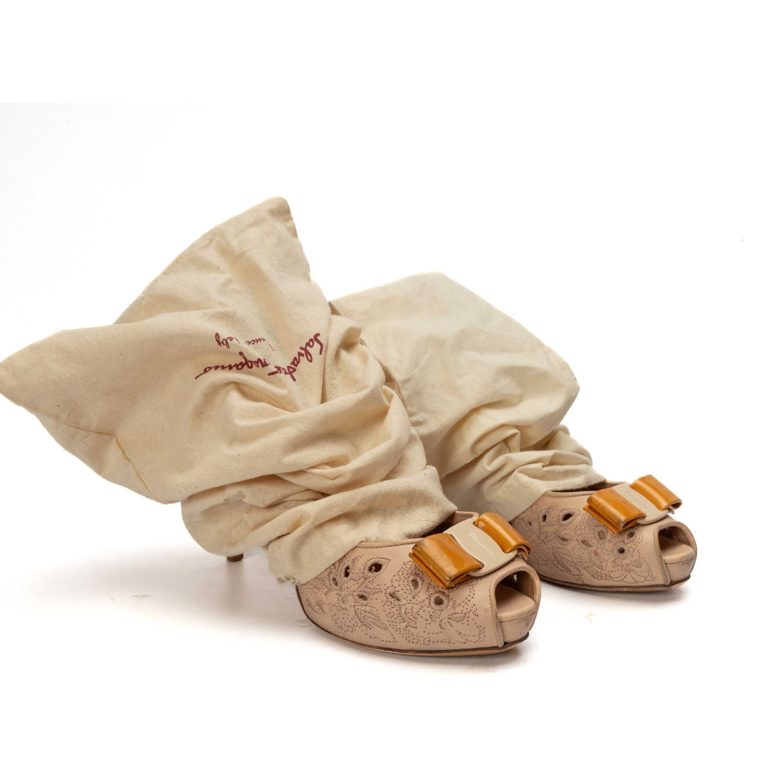 Salvatore Ferragamo Beige Vara Bow Peep Toe Pumps