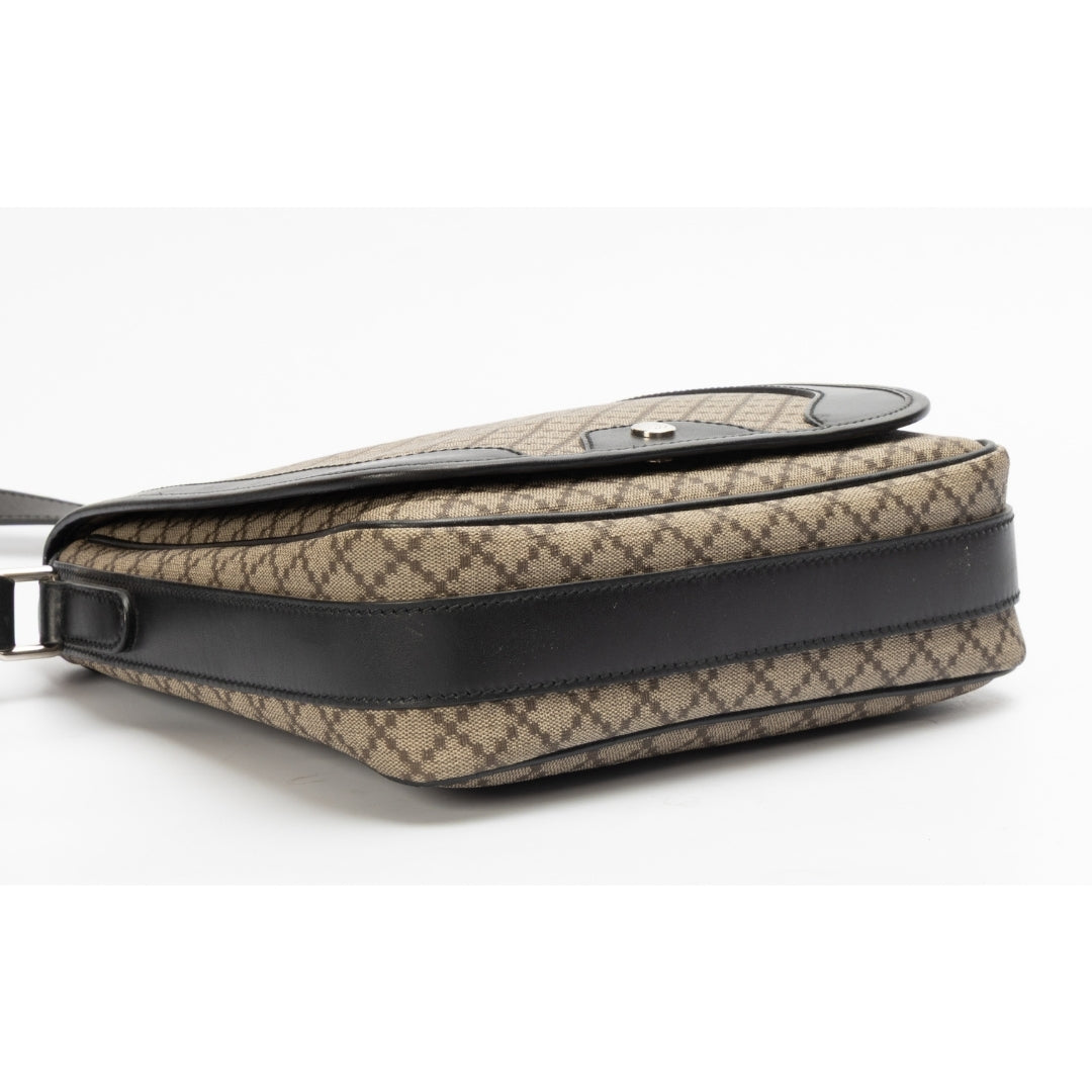 Gucci Diamante Supreme Messenger Bag