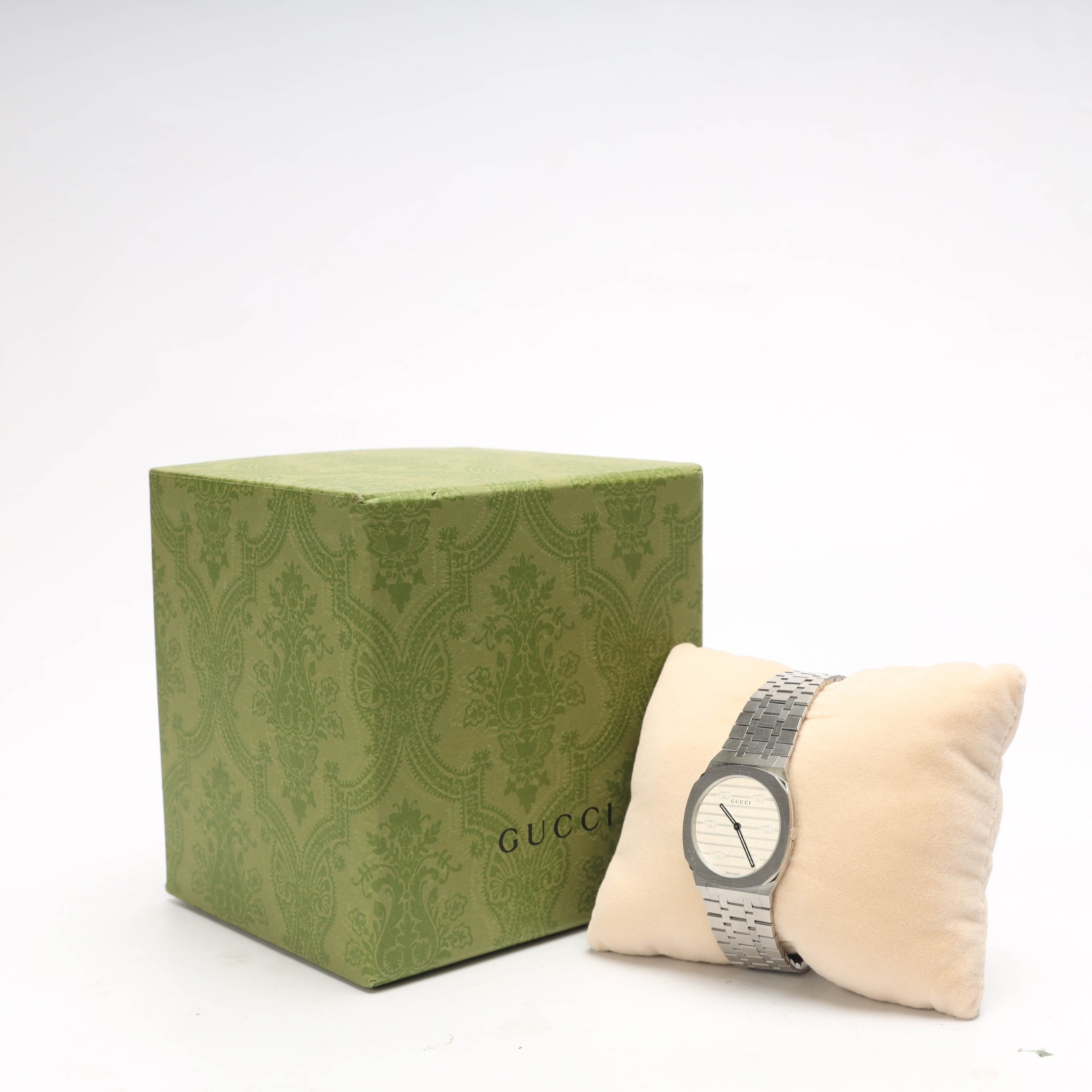 Gucci Silver 25H Unisex Watch