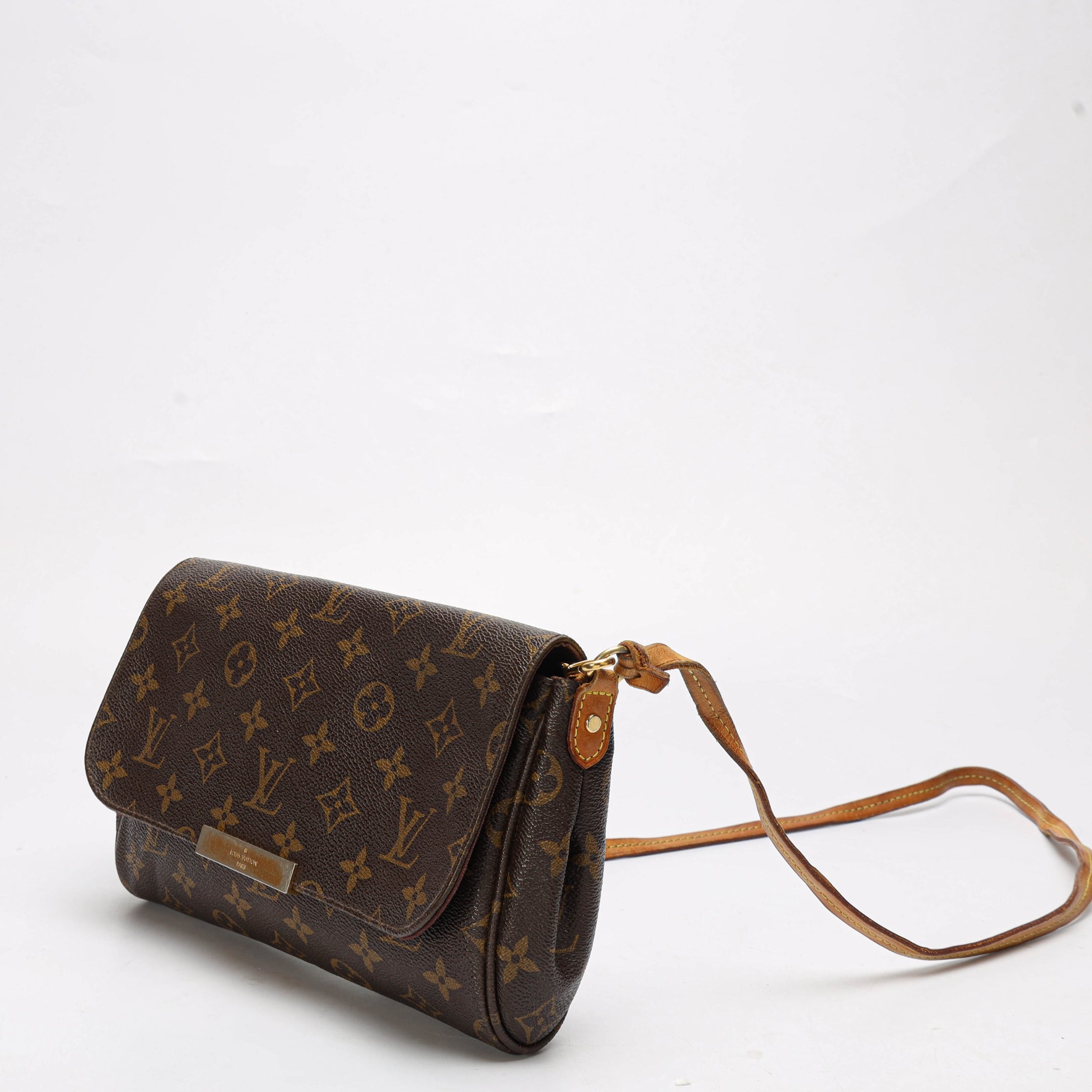 Louis Vuitton Monogram Favourite PM Sling Bag