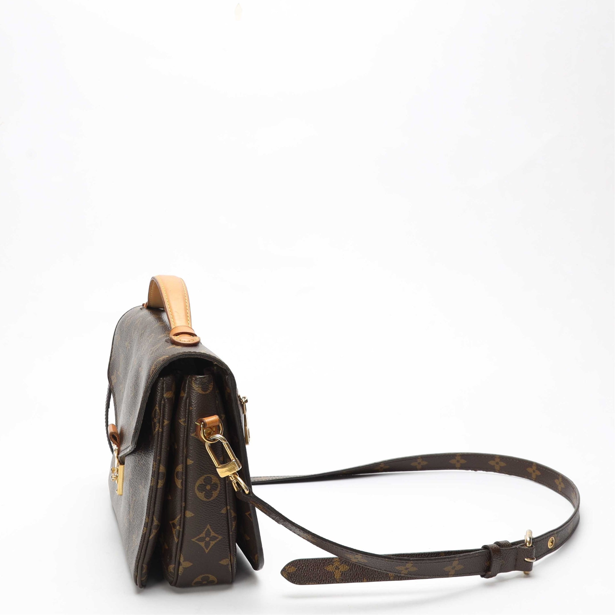 Louis Vuitton Pochette Métis Crossbody Bag