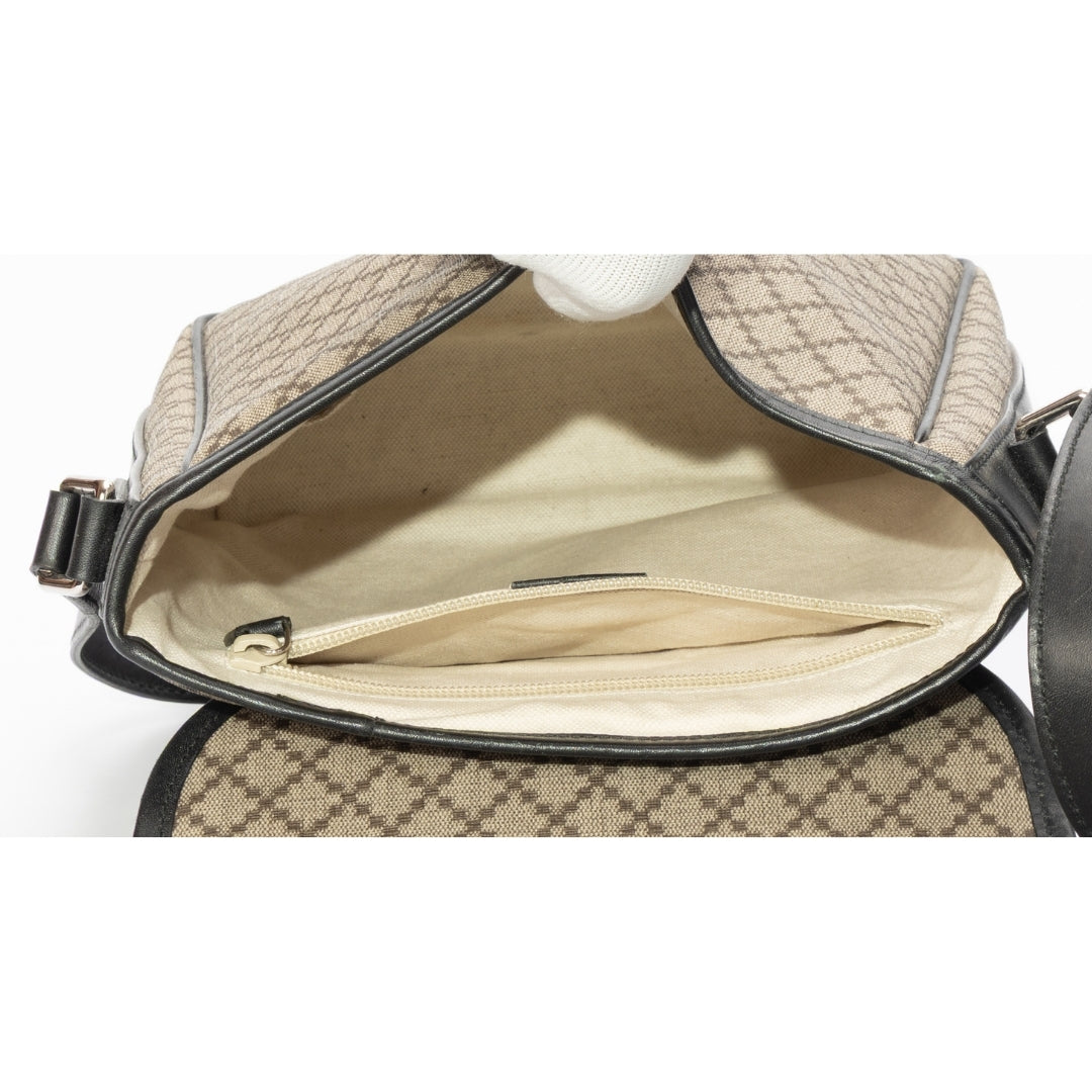 Gucci Diamante Supreme Messenger Bag