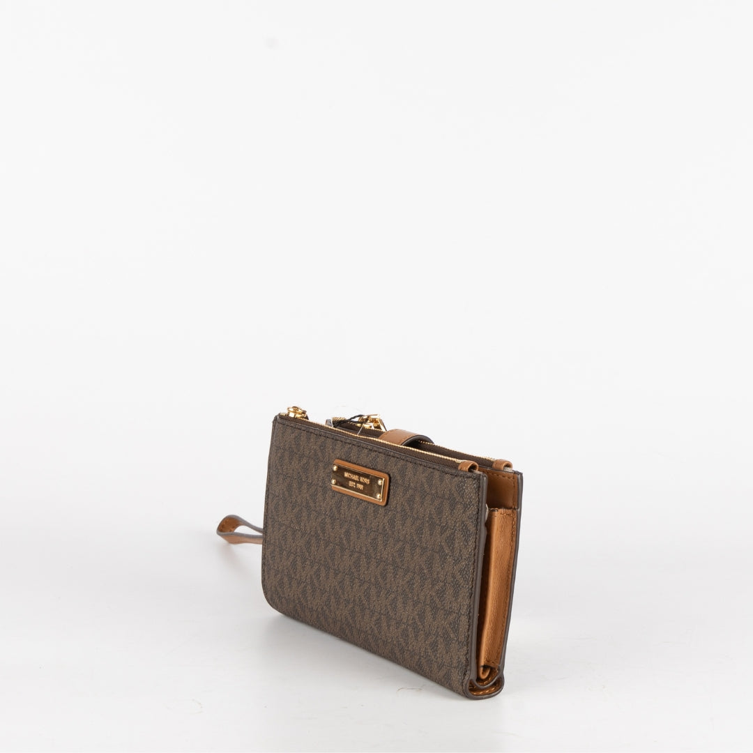 Michael Kors Jet Set Wristlet