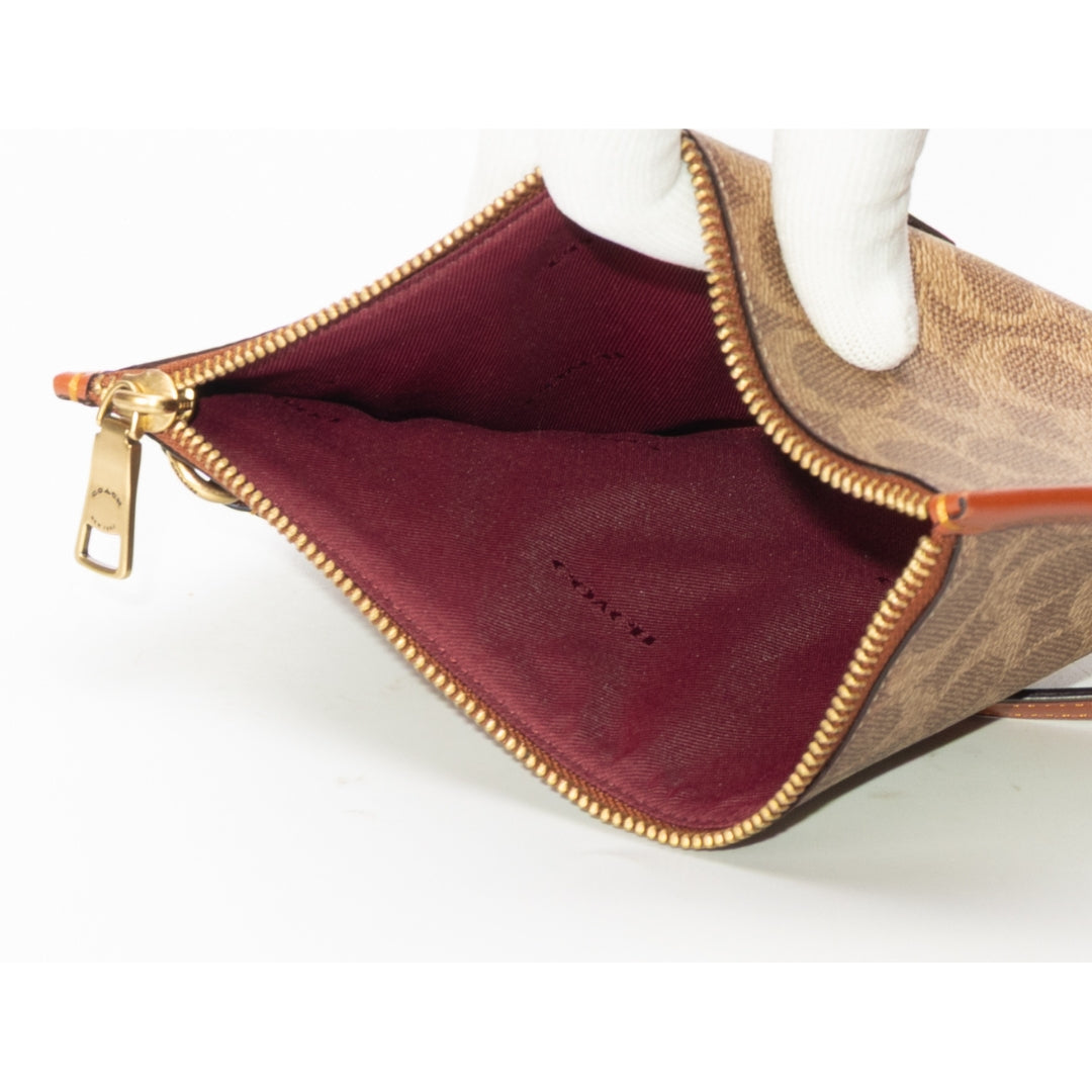 Coach Signature Canvas Day Tote