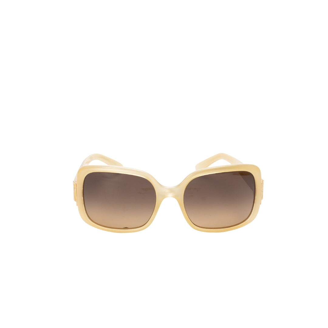 Fendi Cream Fendista Logo Oversized Square Sunglasses