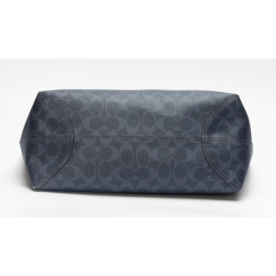 Coach Signature Canvas Tote Bag