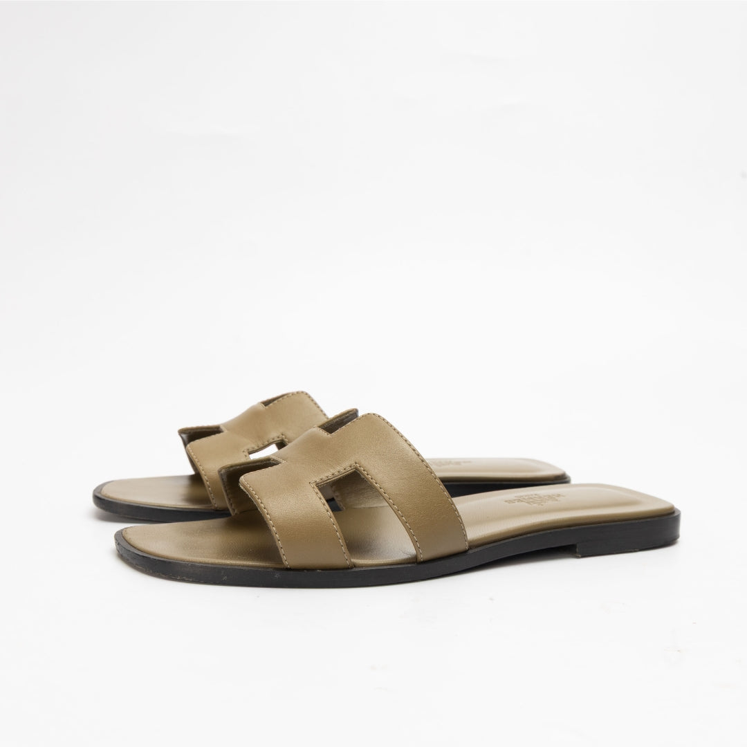 Hermes Oran Flat Sandals