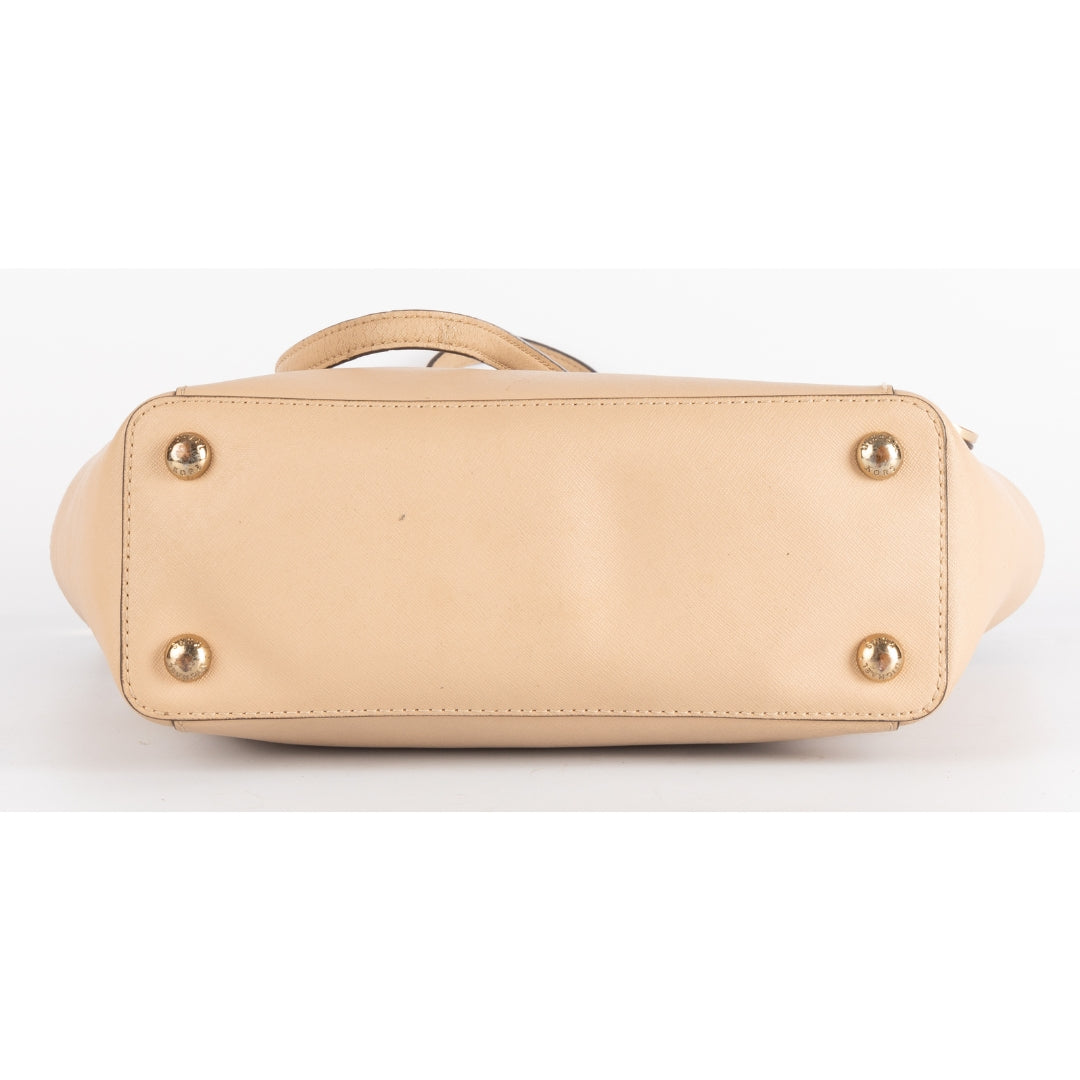 Michael Kors Jet Set Tote Bag