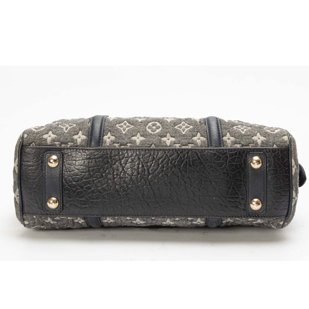 Louis Vuitton Gris Monogram Volupte Psyche Bag