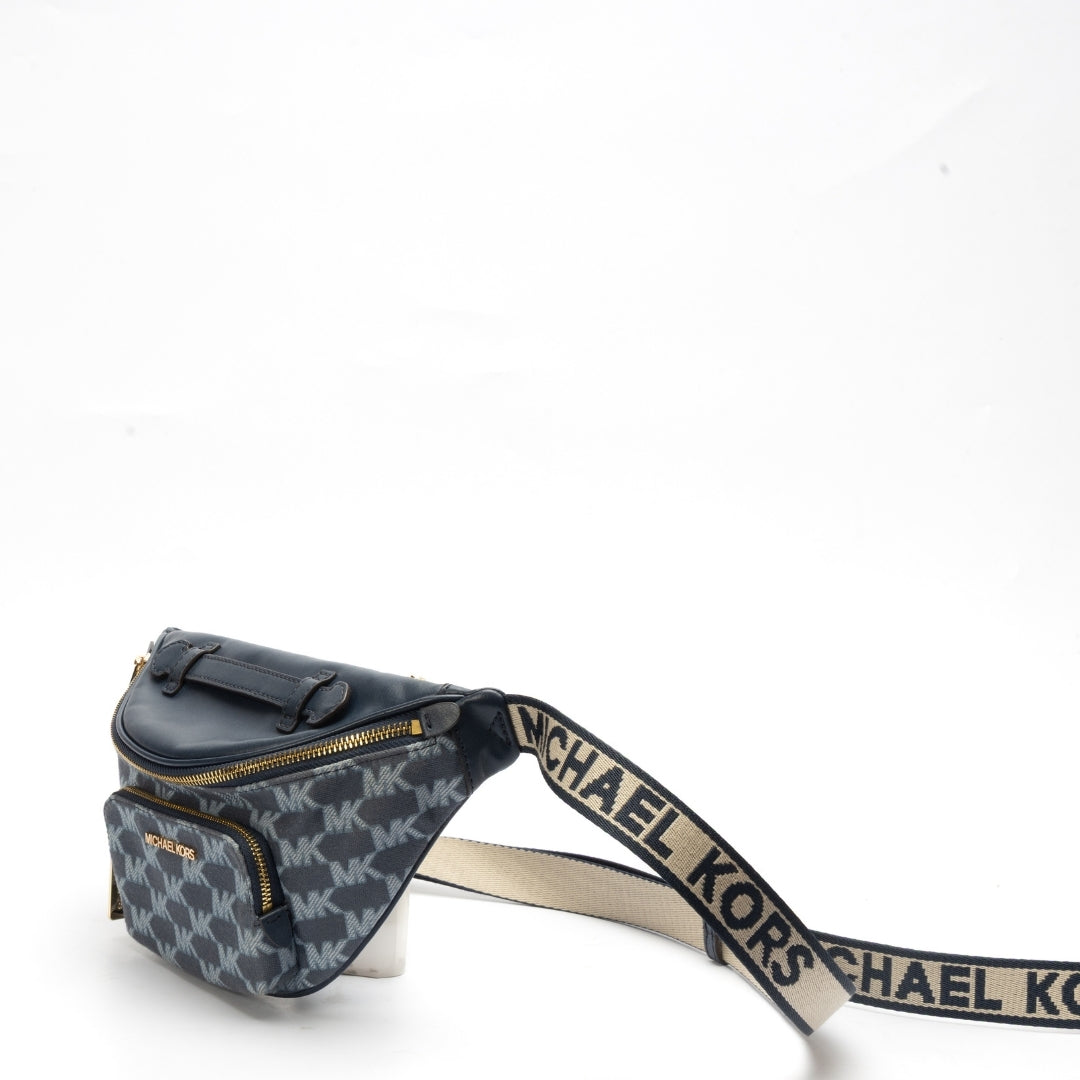 Michael Kors Hudson Empire Signature Logo Sling Pack