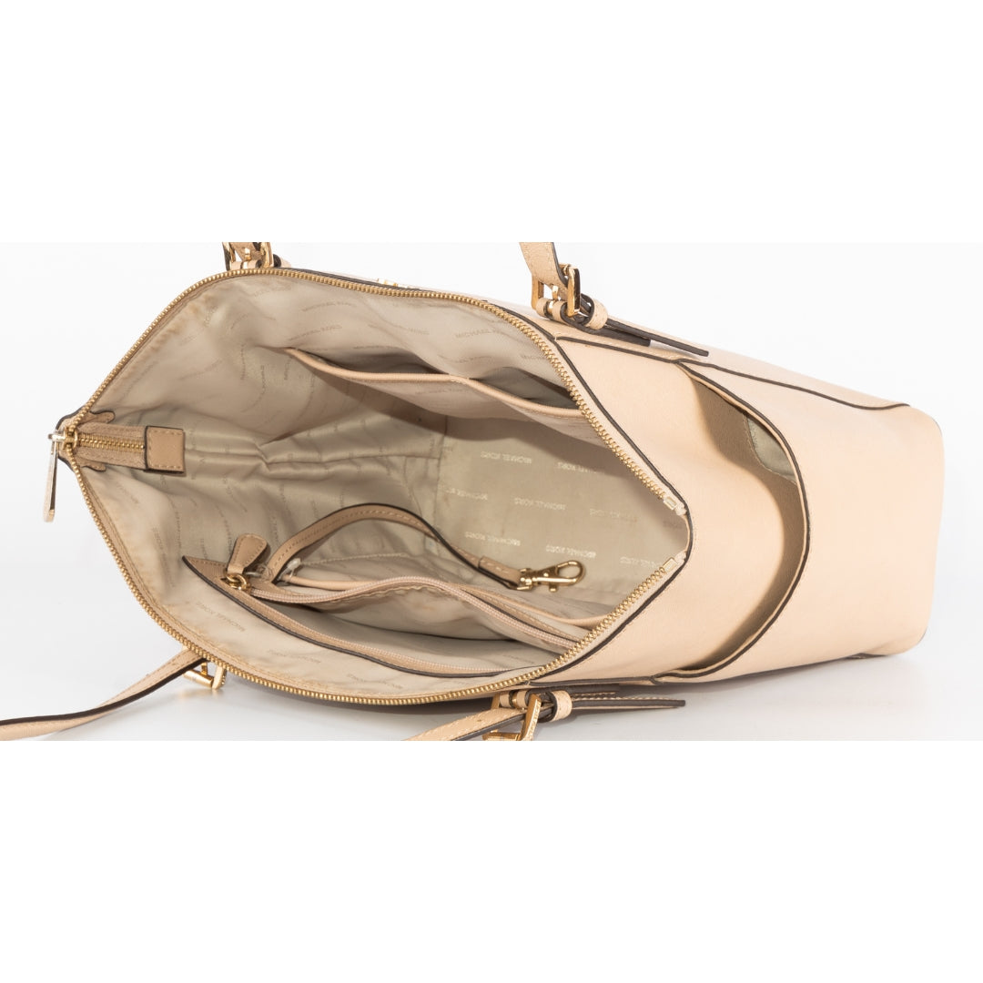 Michael Kors Jet Set Tote Bag