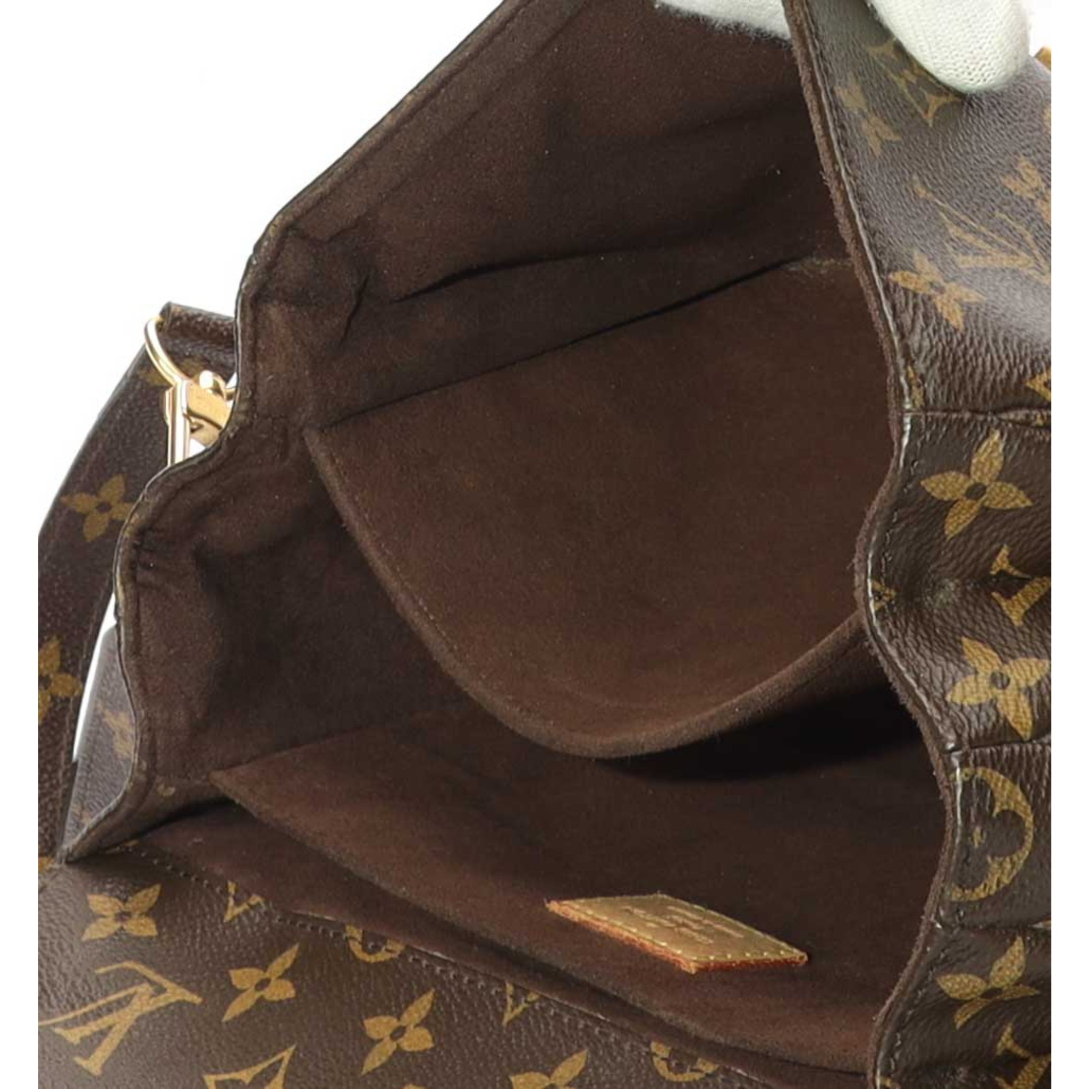 Louis Vuitton Pochette Métis Crossbody Bag
