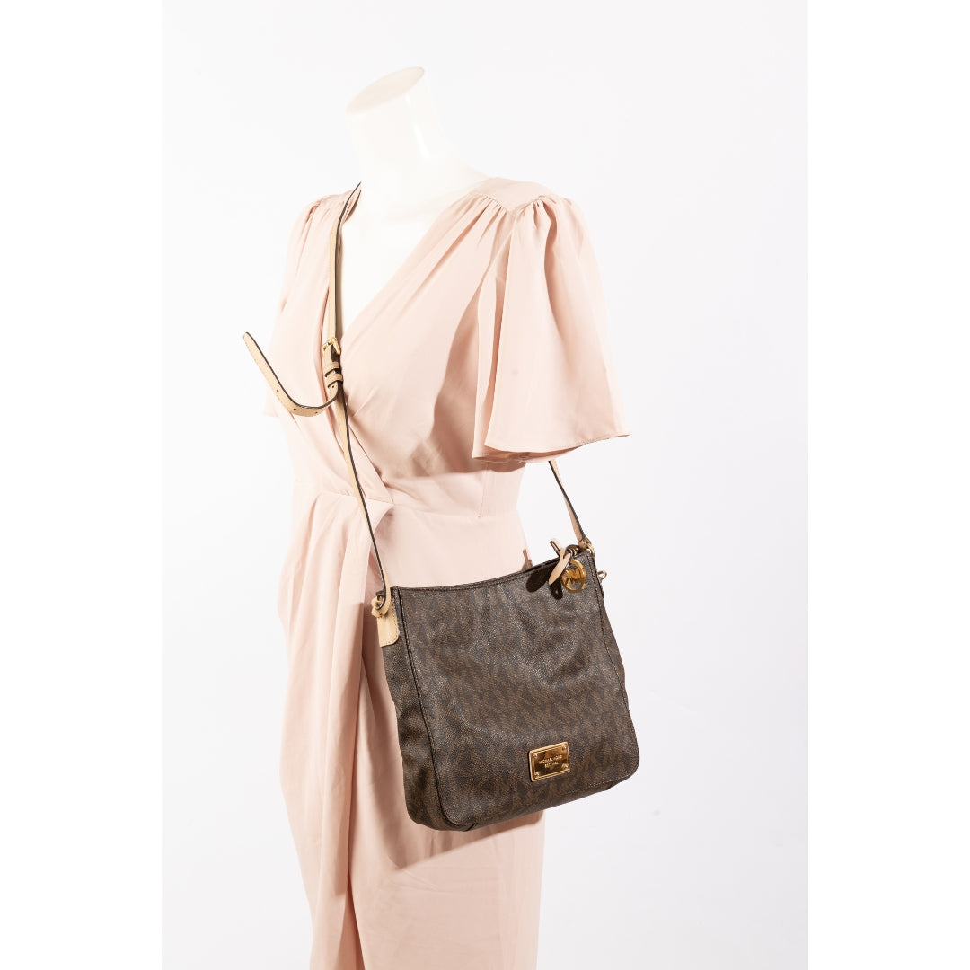 Michael Kors Jet Set Travel Brown Messenger Bag