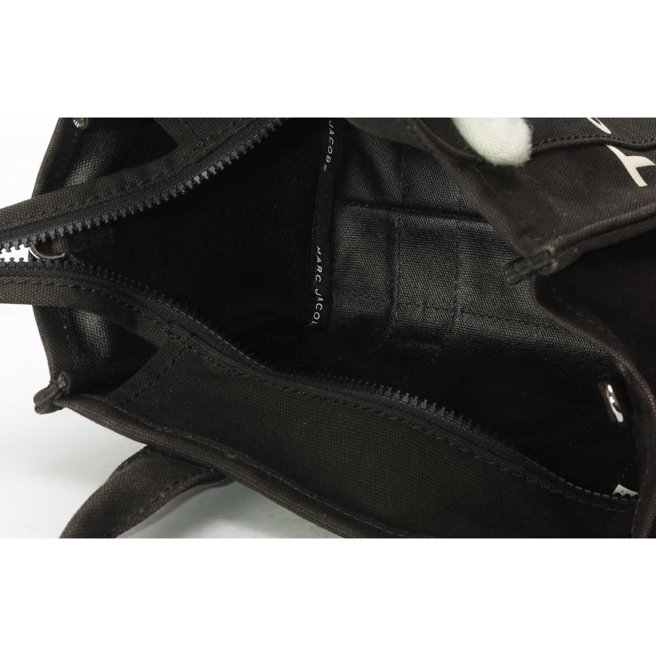 Marc Jacobs Black The Canvas Medium Tote