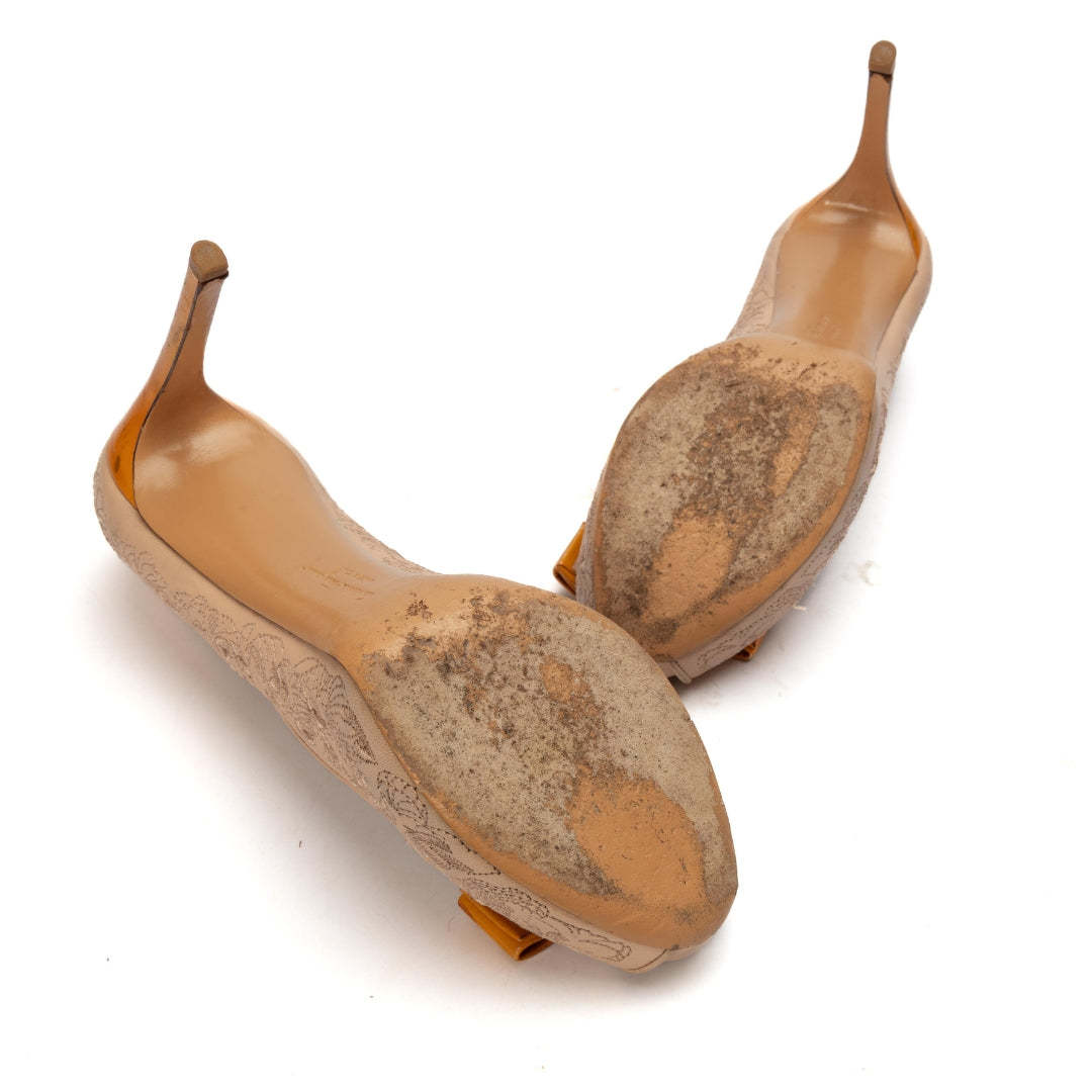 Salvatore Ferragamo Beige Vara Bow Peep Toe Pumps