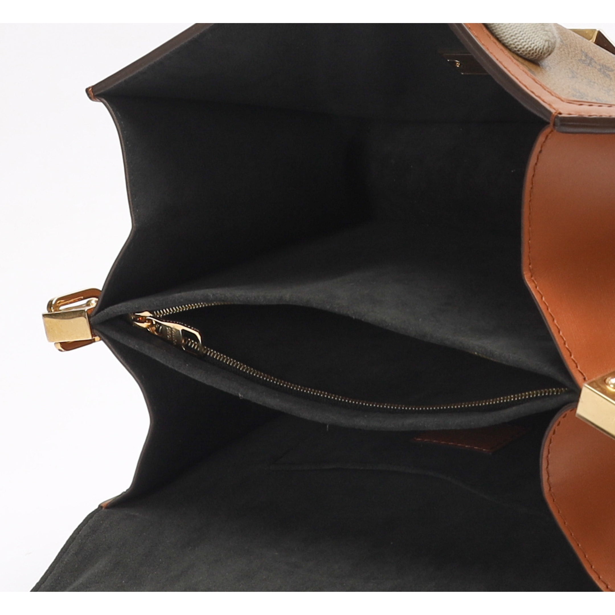 Louis Vuitton Dauphine MM Shoulder Bag