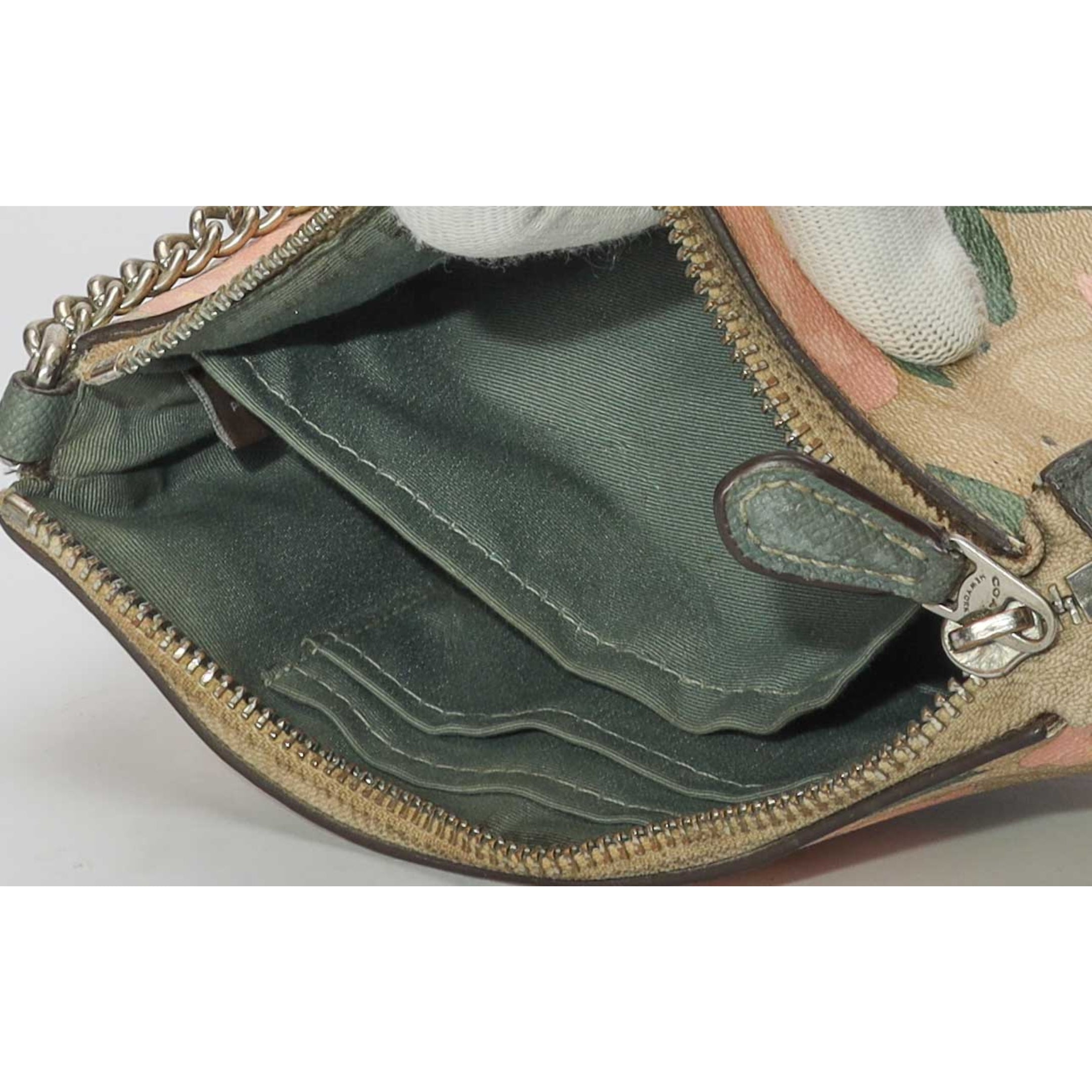 Coach Nolita 19 Floral Print Signature Canvas Pochette