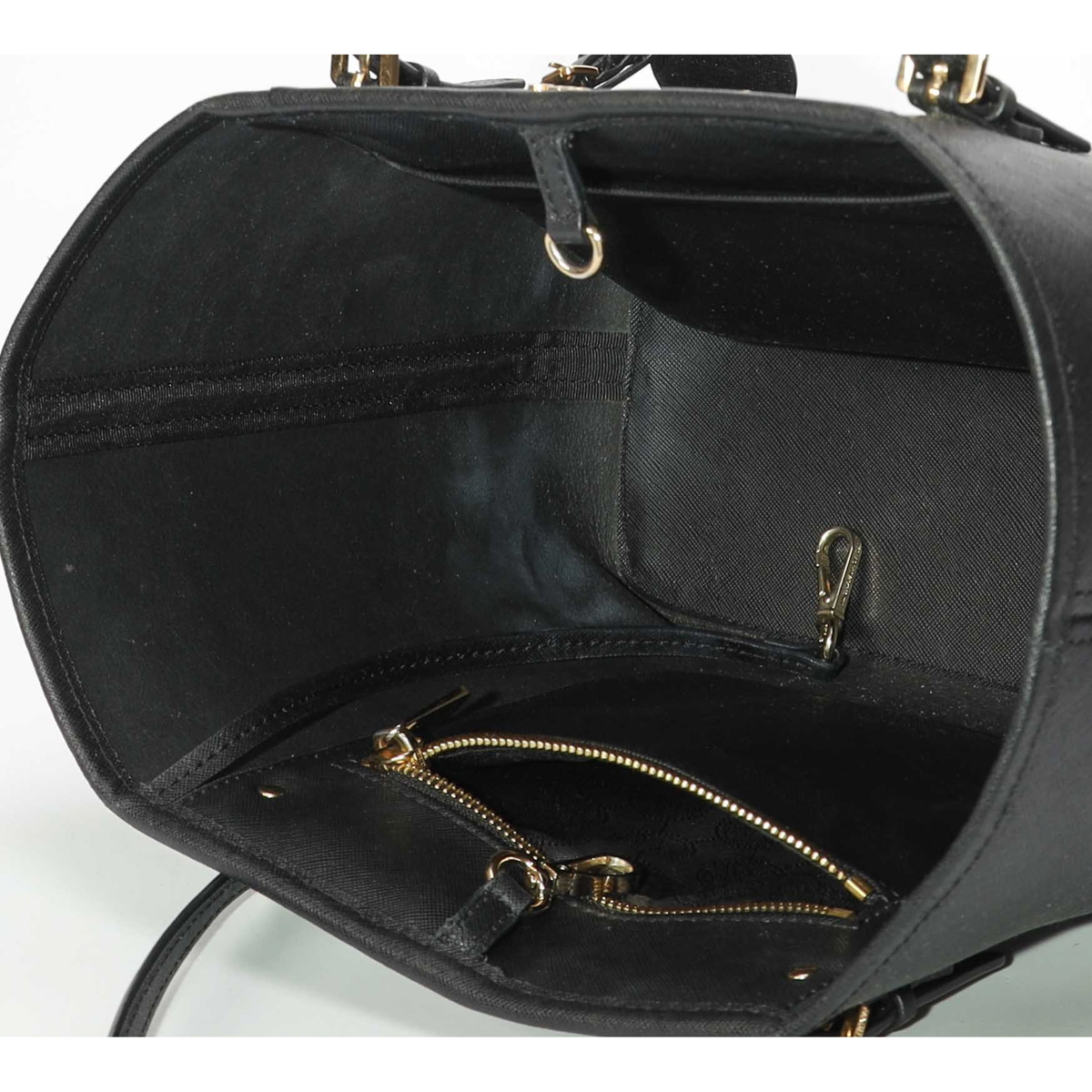 Michael Kors Jet Set Travel Black Tote