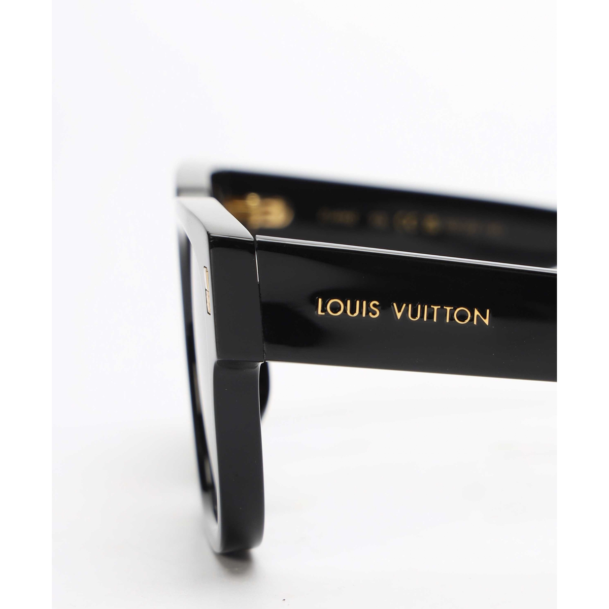 Louis Vuitton Escape Square Sunglasses