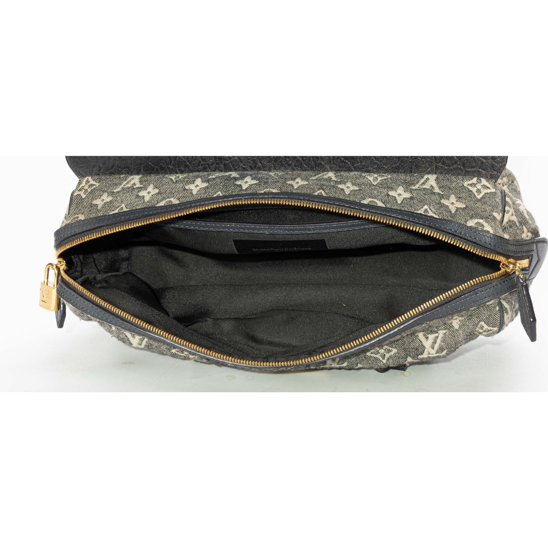 Louis Vuitton Gris Monogram Volupte Psyche Bag