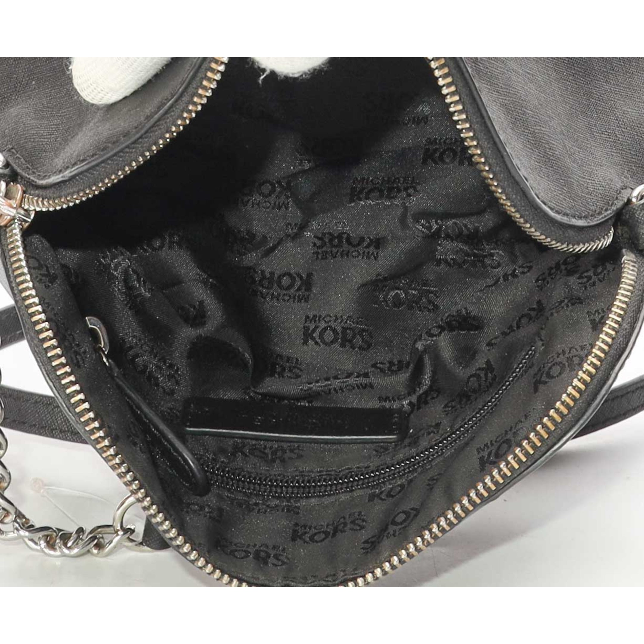 Michael Kors Black Jet Set Dome Crossbody Bag