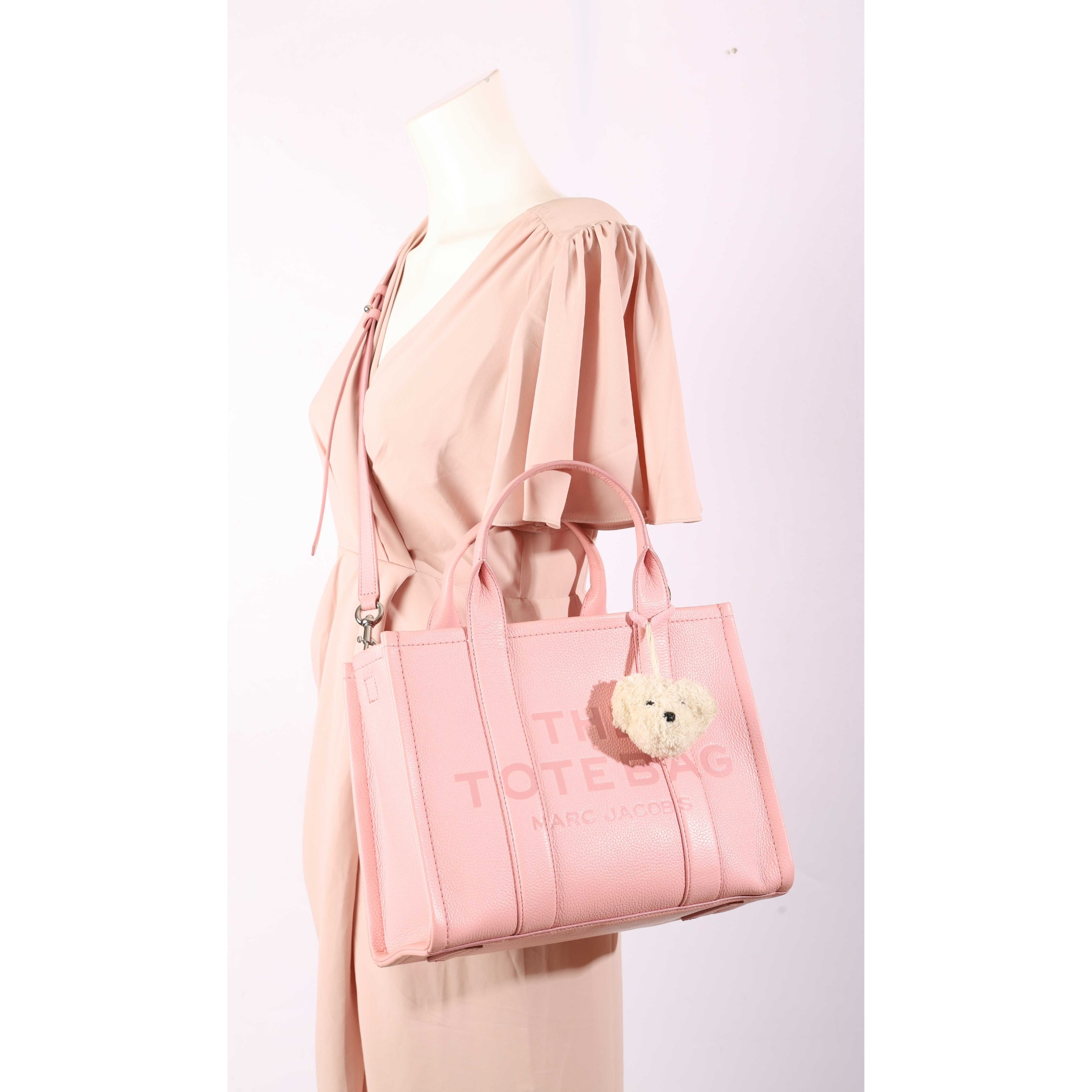 Marc Jacobs The Leather Medium Pink Tote