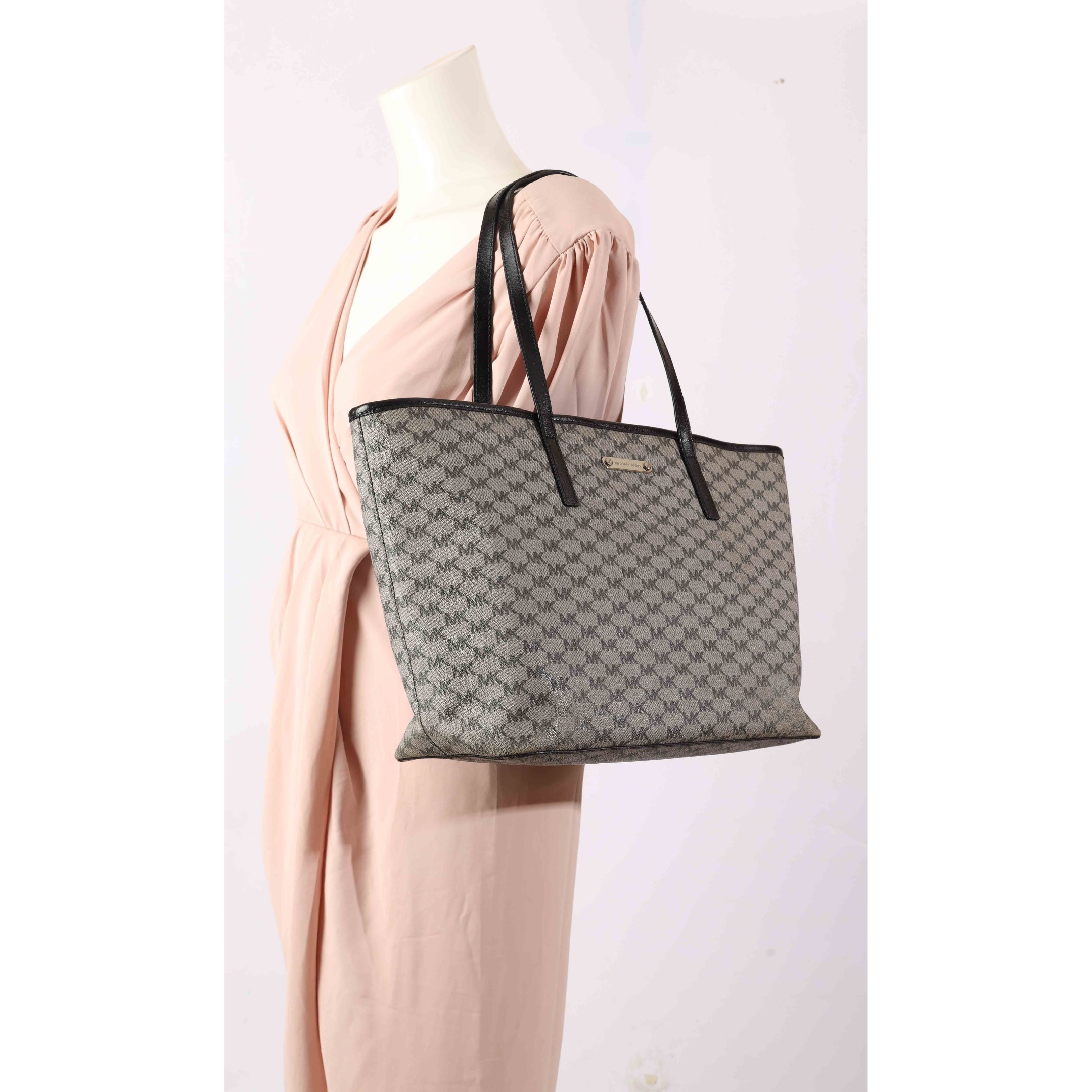 Michael Kors Emry Large Black & Grey Logo Tote