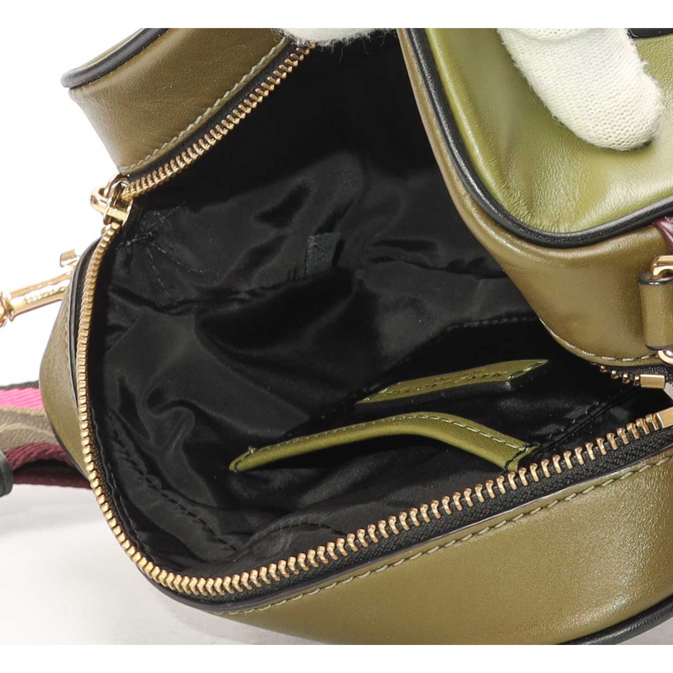 Marc Jacobs The Flash Signet Camera Crossbody Bag