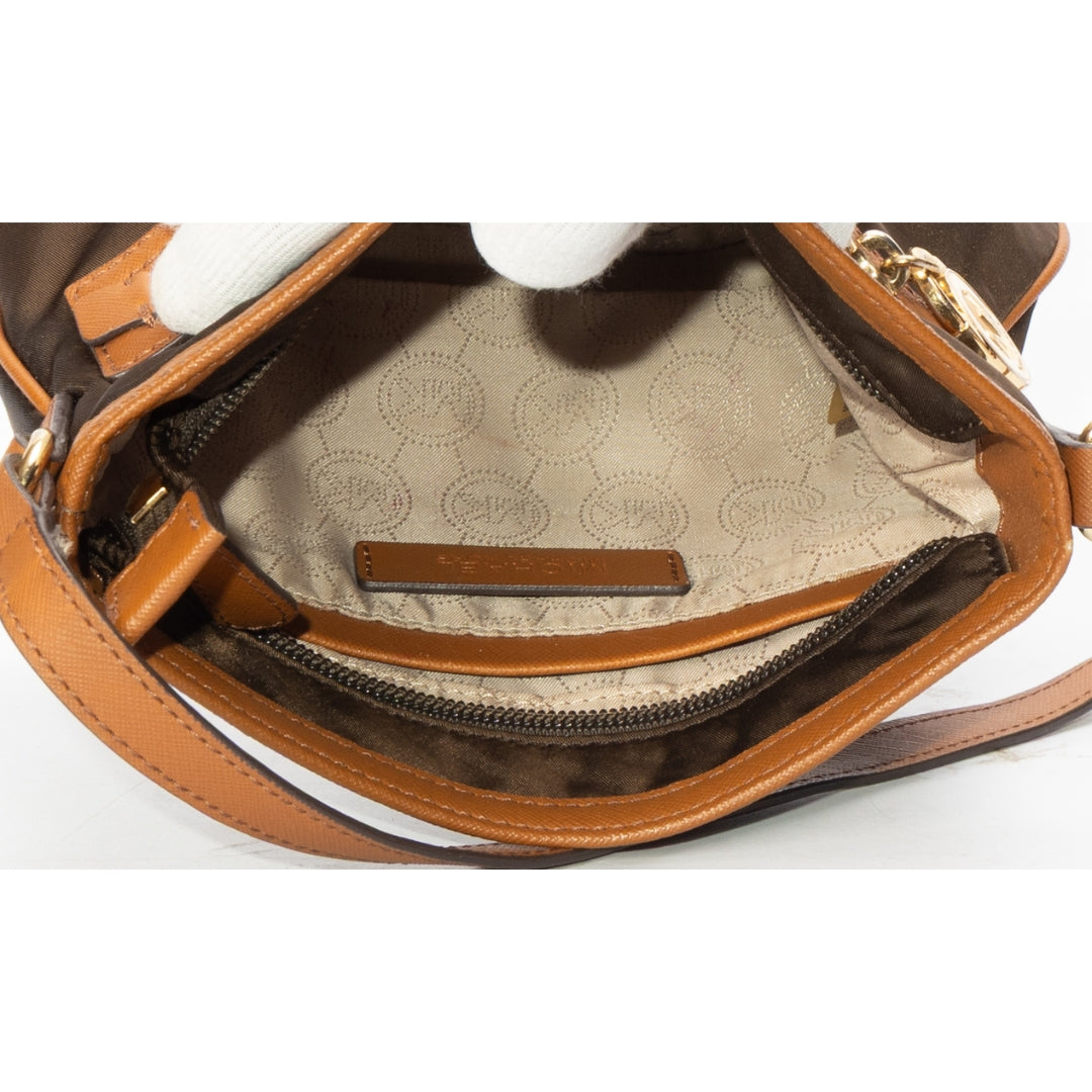 Michael Kors Kempton Crossbody Body