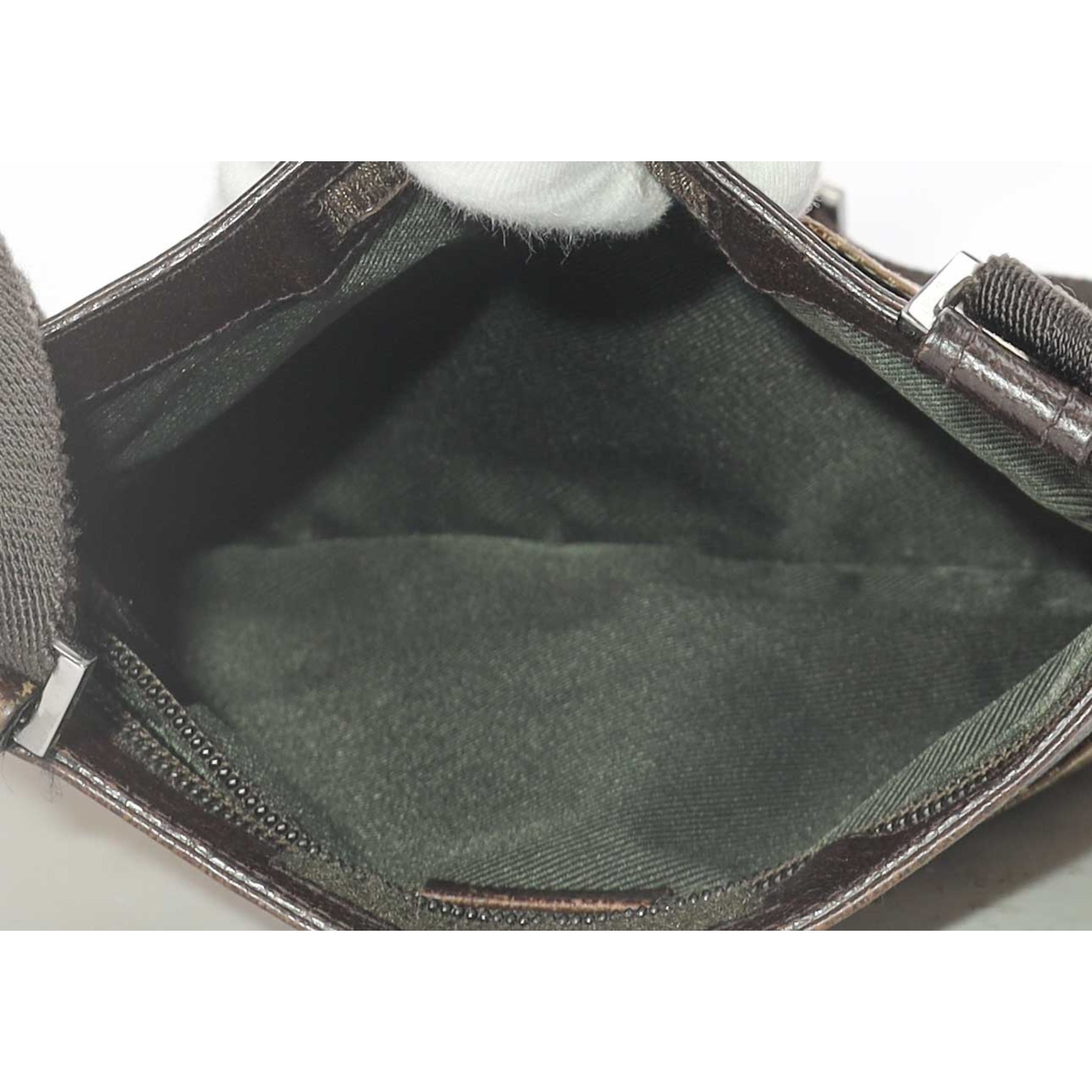 Gucci GG Canvas Web Messenger Bag