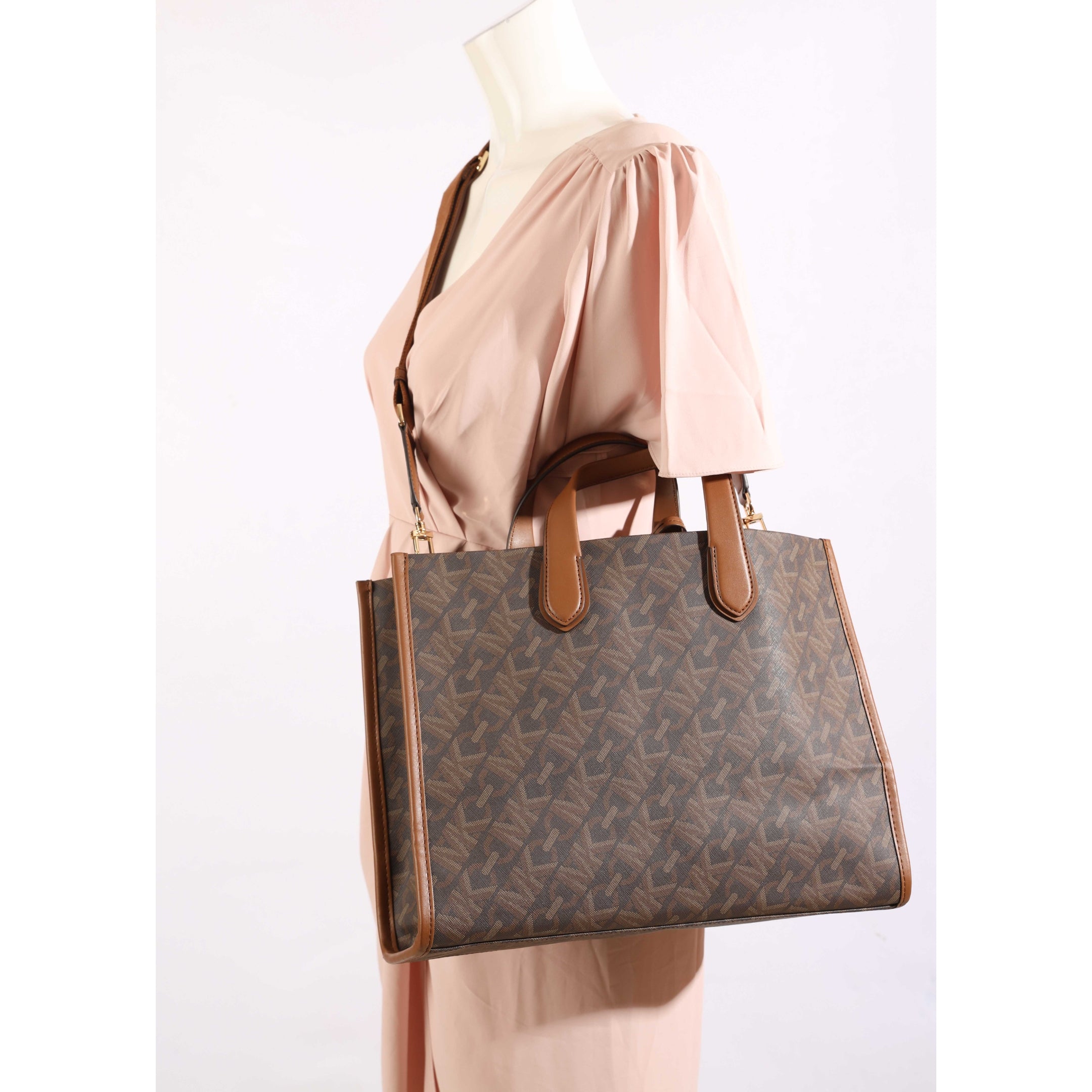 Michael Kors Gigi Large Empire Signature Logo Tote Bag