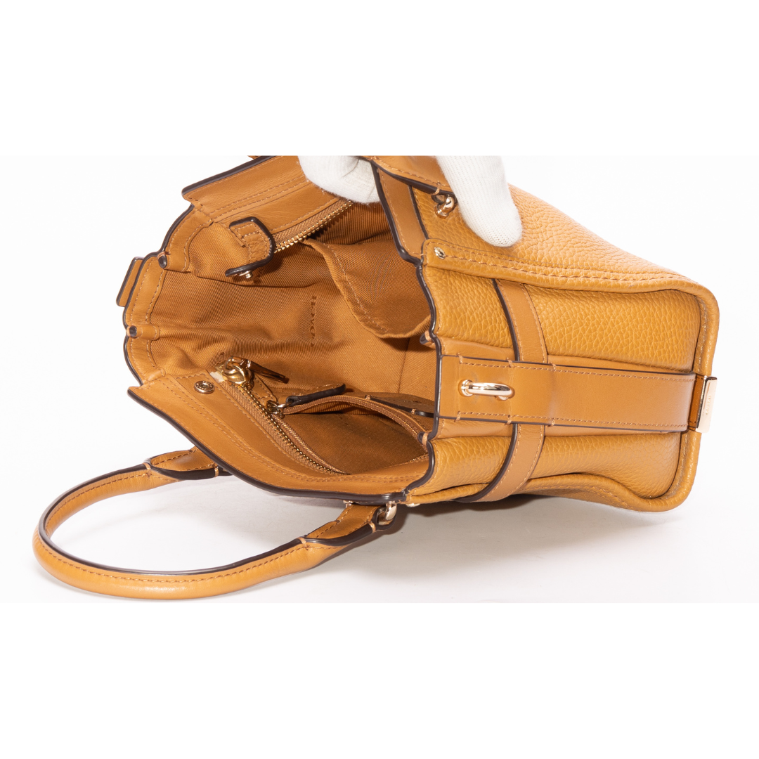 Coach Swagger 21 Bag