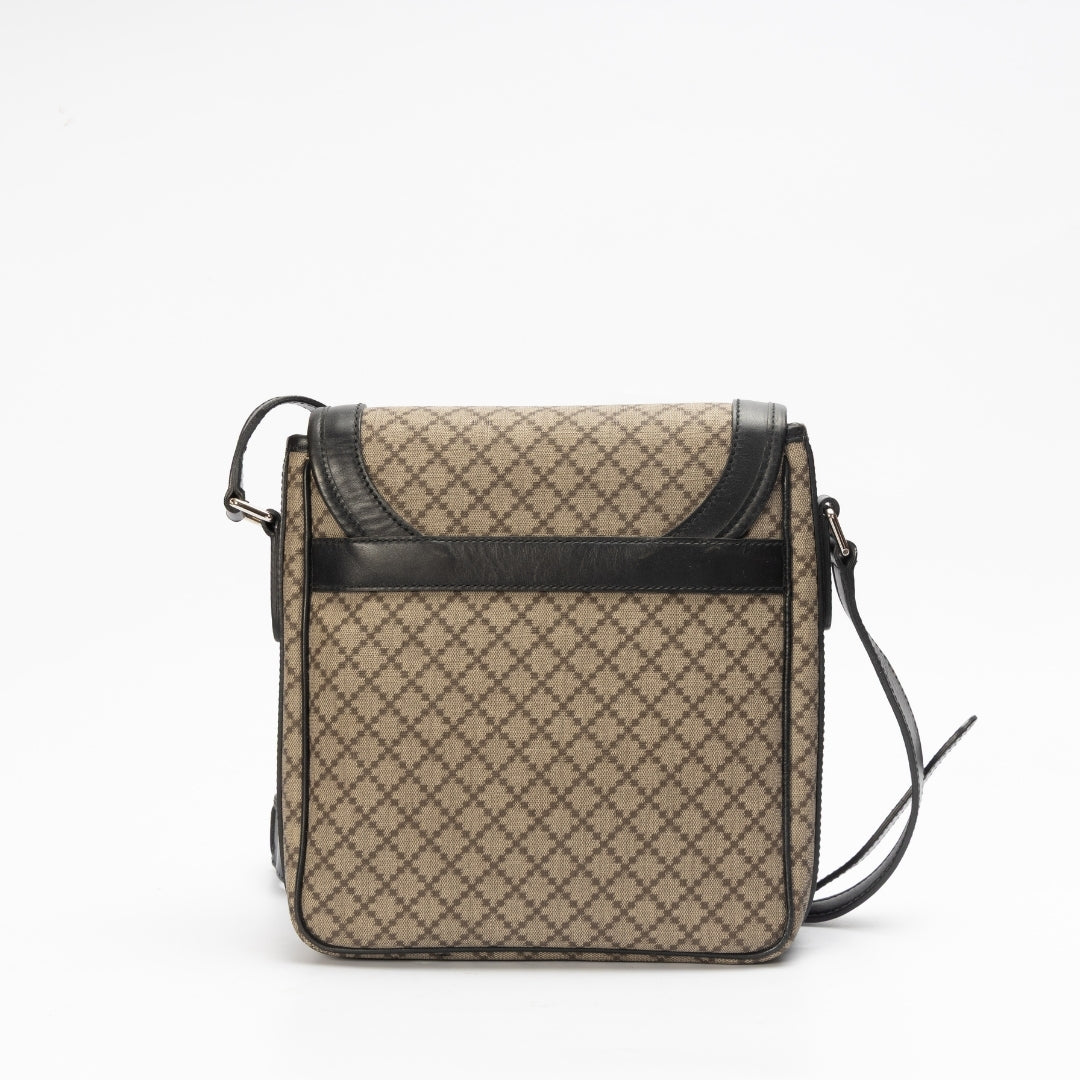 Gucci Diamante Supreme Messenger Bag