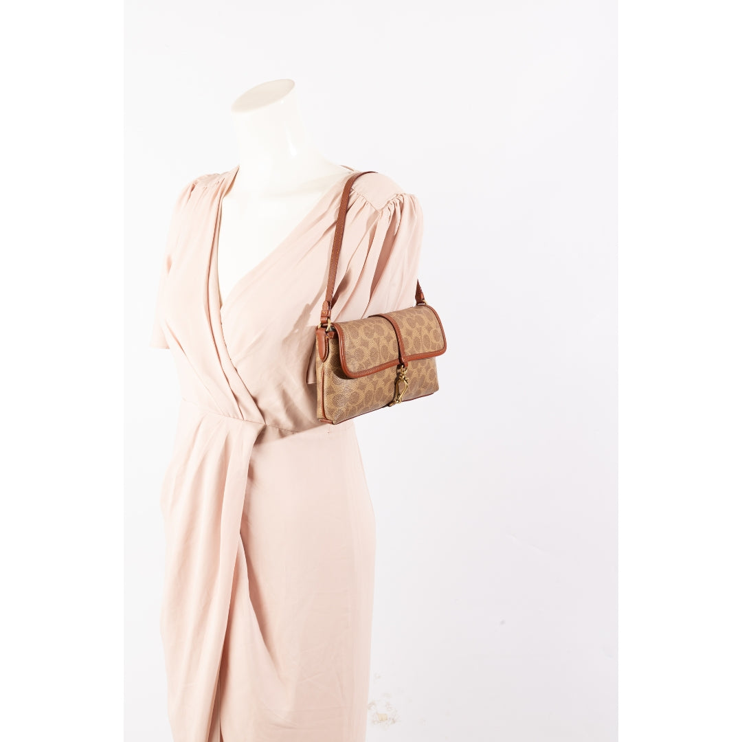 Coach Hamptons Medium Bag