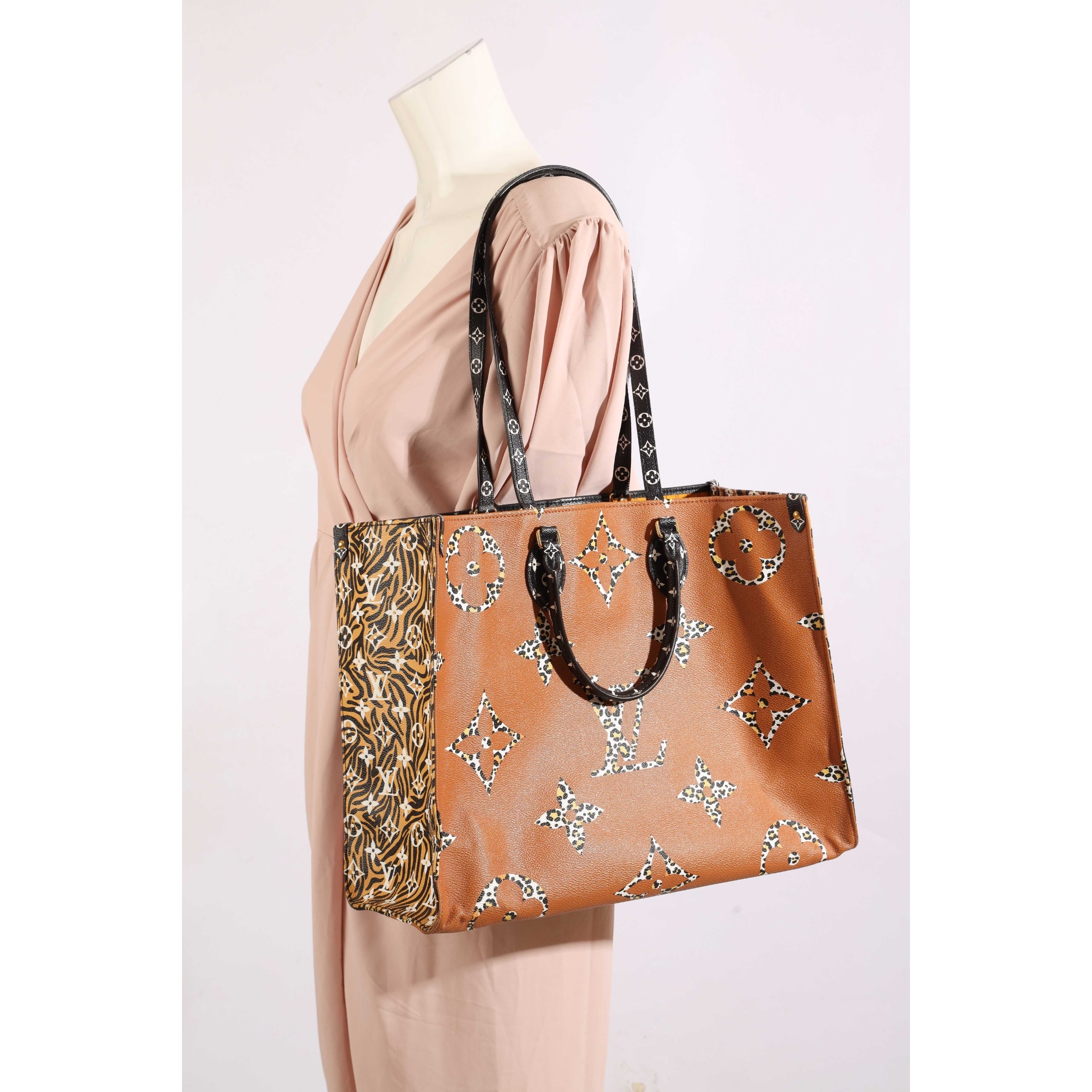 Louis Vuitton Jungle On The Go GM Jungle Monogram Tote