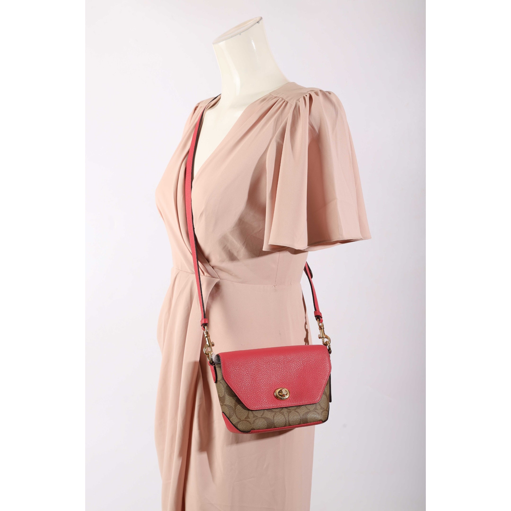 Coach Cassie Logo Crossbody Bag