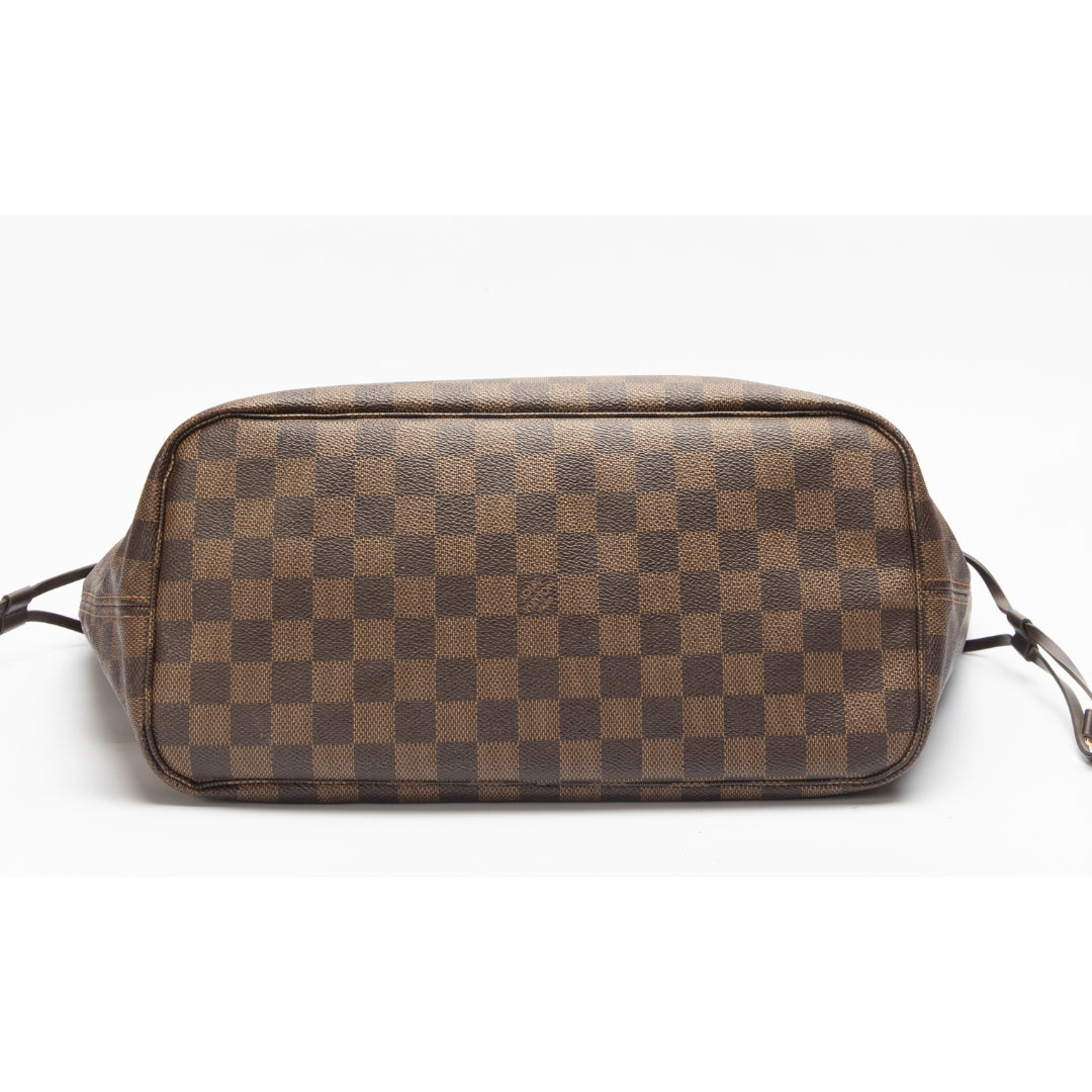 Louis Vuitton Monogram Neverfull MM tote bag