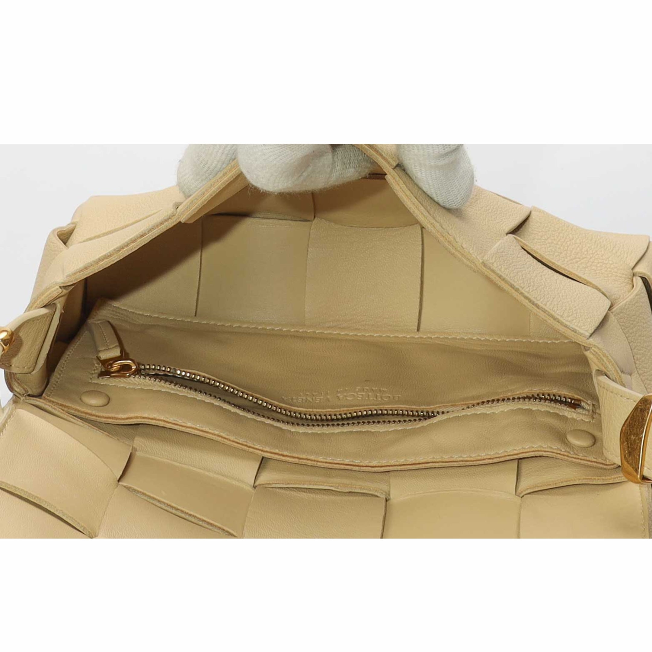 Bottega Veneta Beige Intrecciato Cassette Crossbody Bag