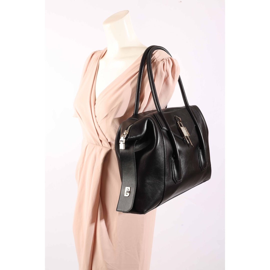 Givenchy Black Large Antigona Soft Tote