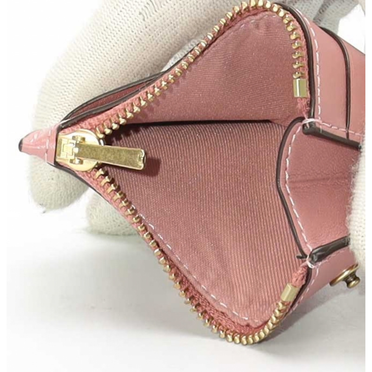 Coach Essential Card Holder Wallet