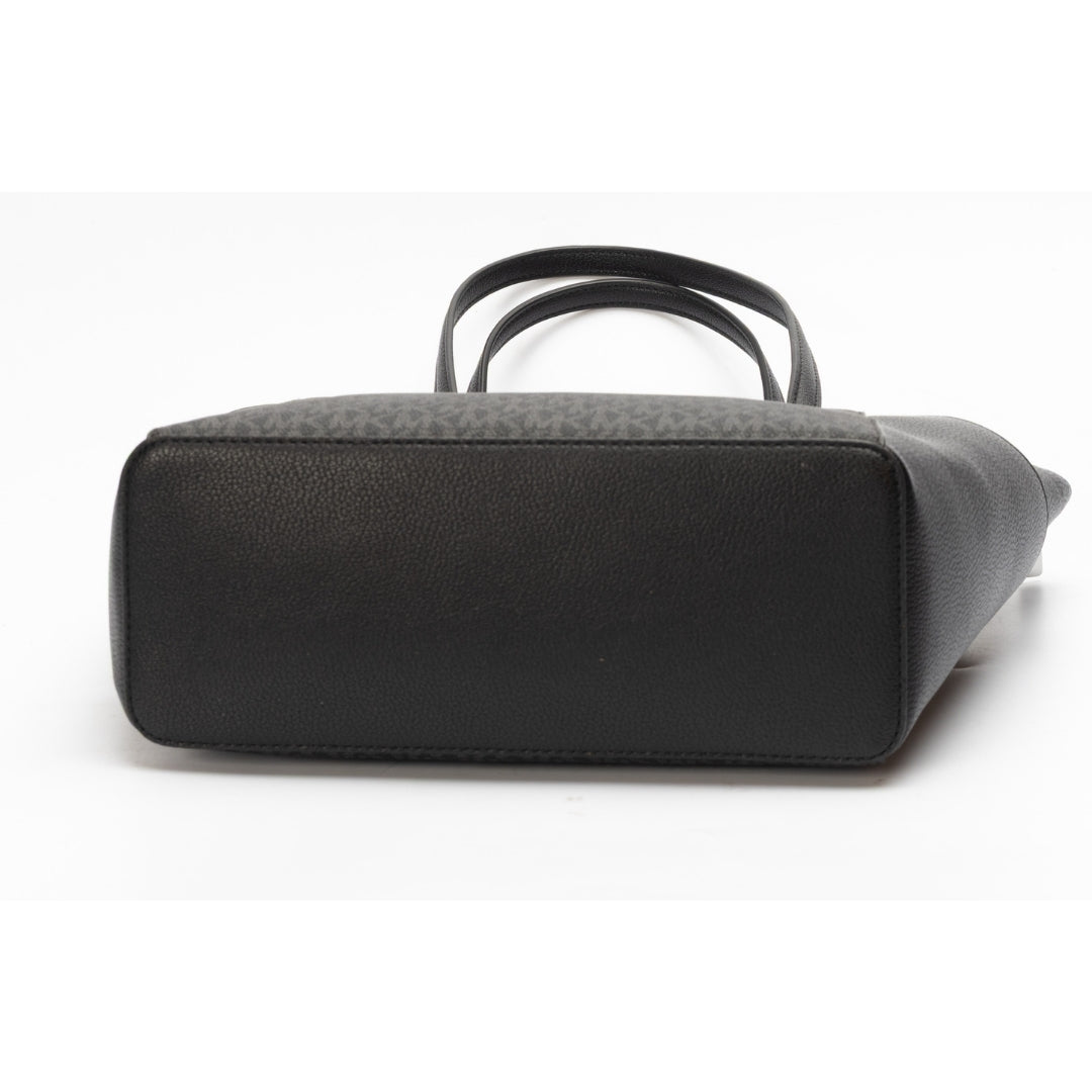 Michael Kors Charlotte Large Saffiano Tote Bag