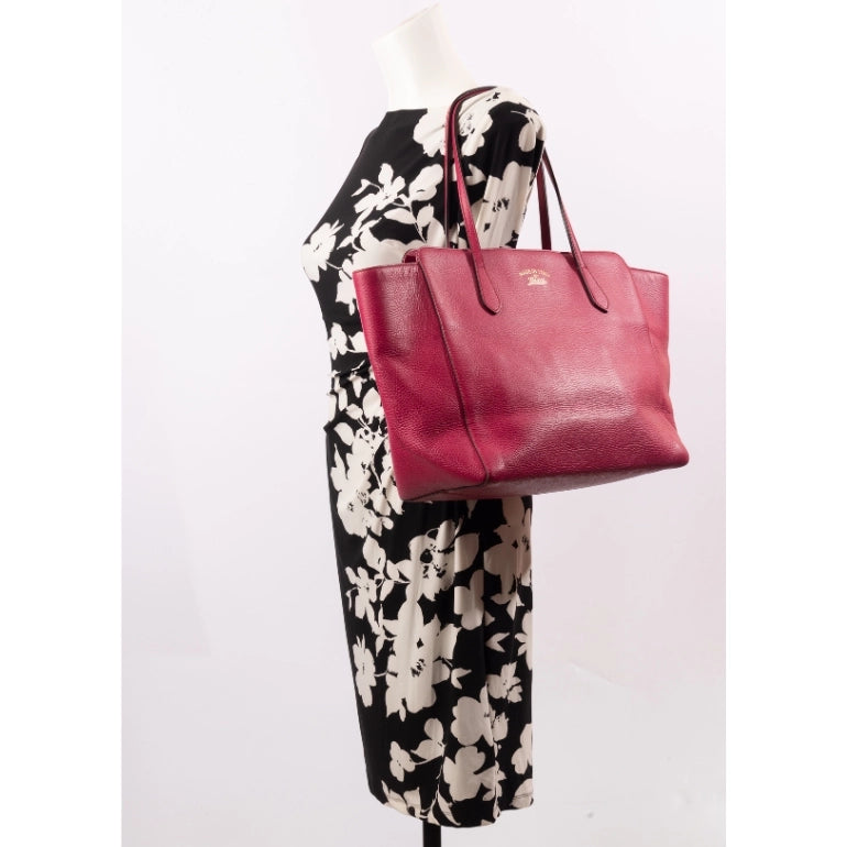 Gucci Swing Tote